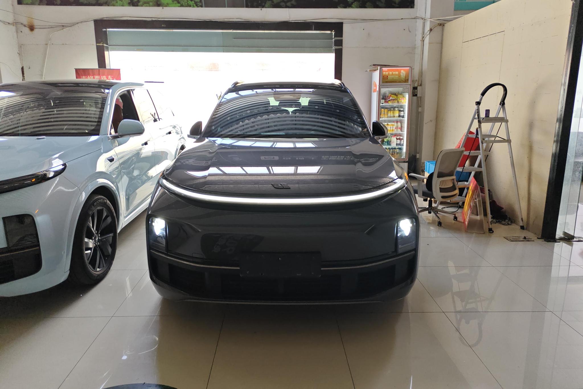 Li Auto L8 2023 Pro