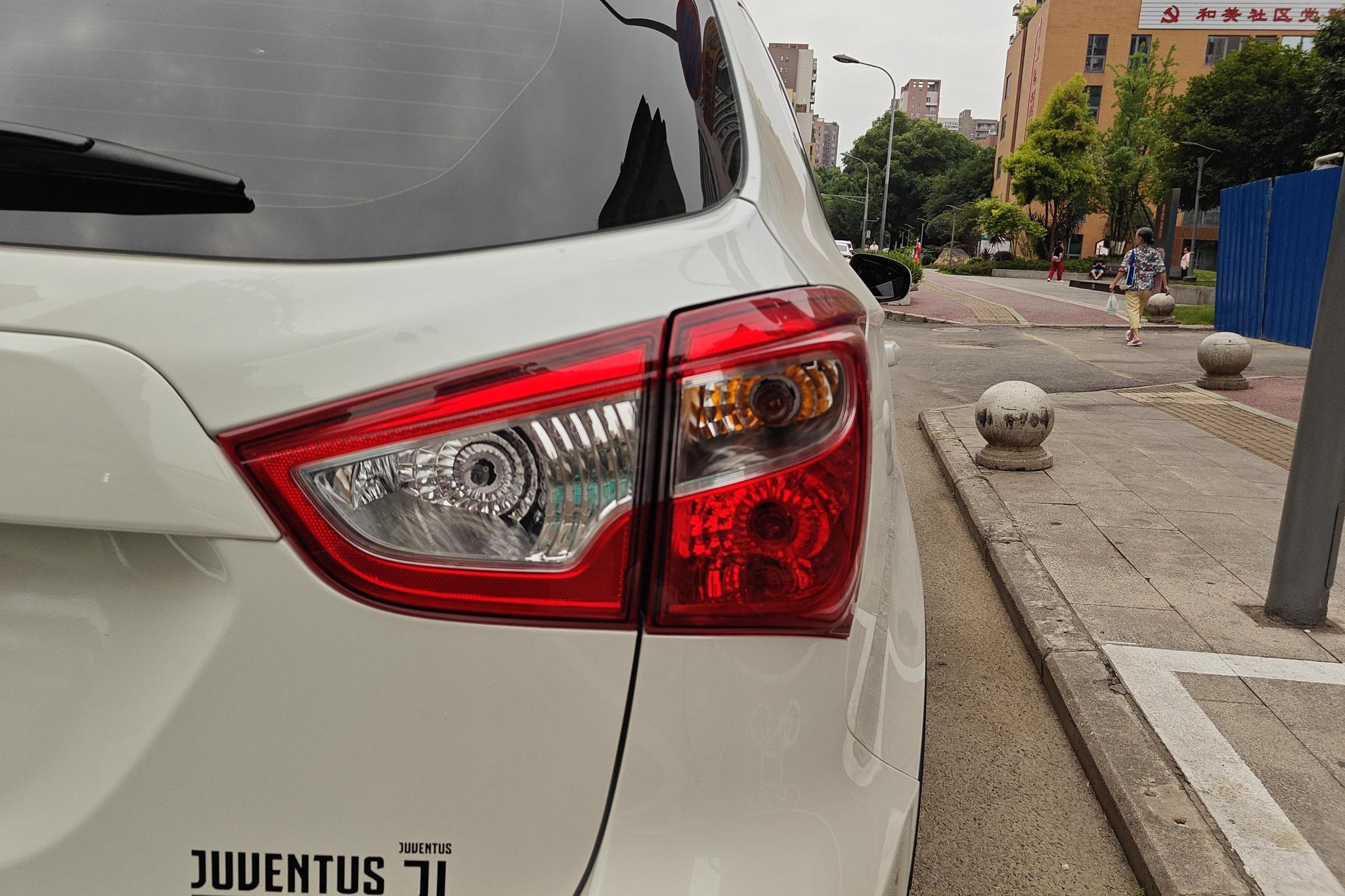 Suzuki S-Cross 2015 1.6L CVT Elite