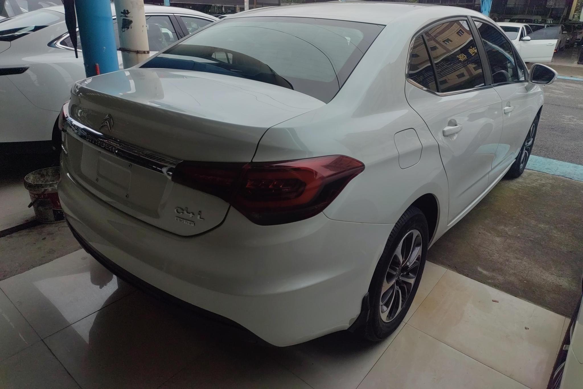 Citroen C4L 2019 230THP AT Lead