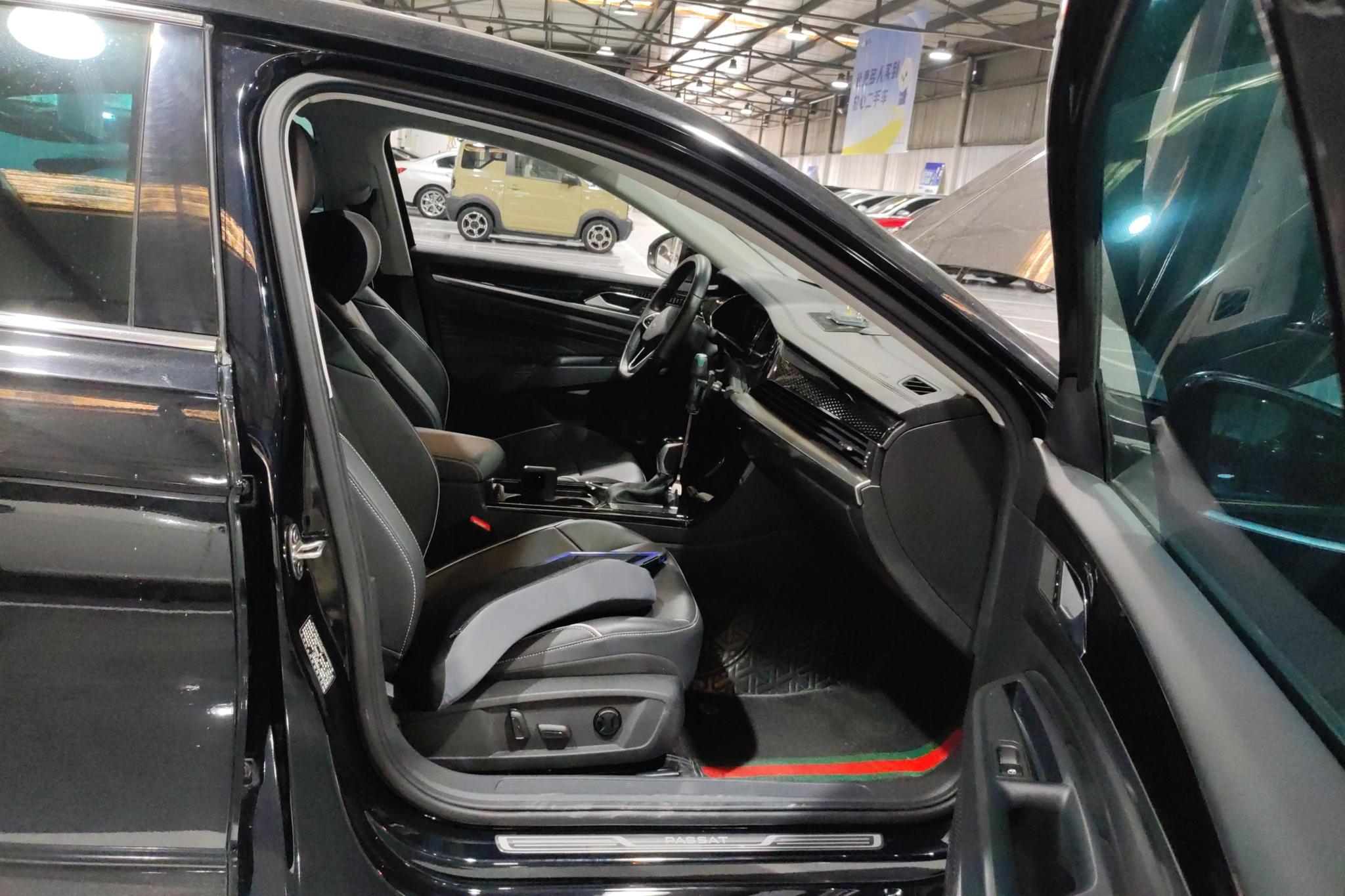 Volkswagen Passat 2023 Черный из Китая, фото 3