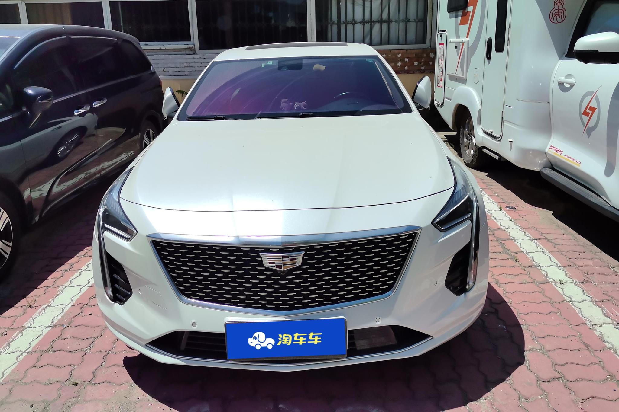 Cadillac CT6 2019 28T Fashion
