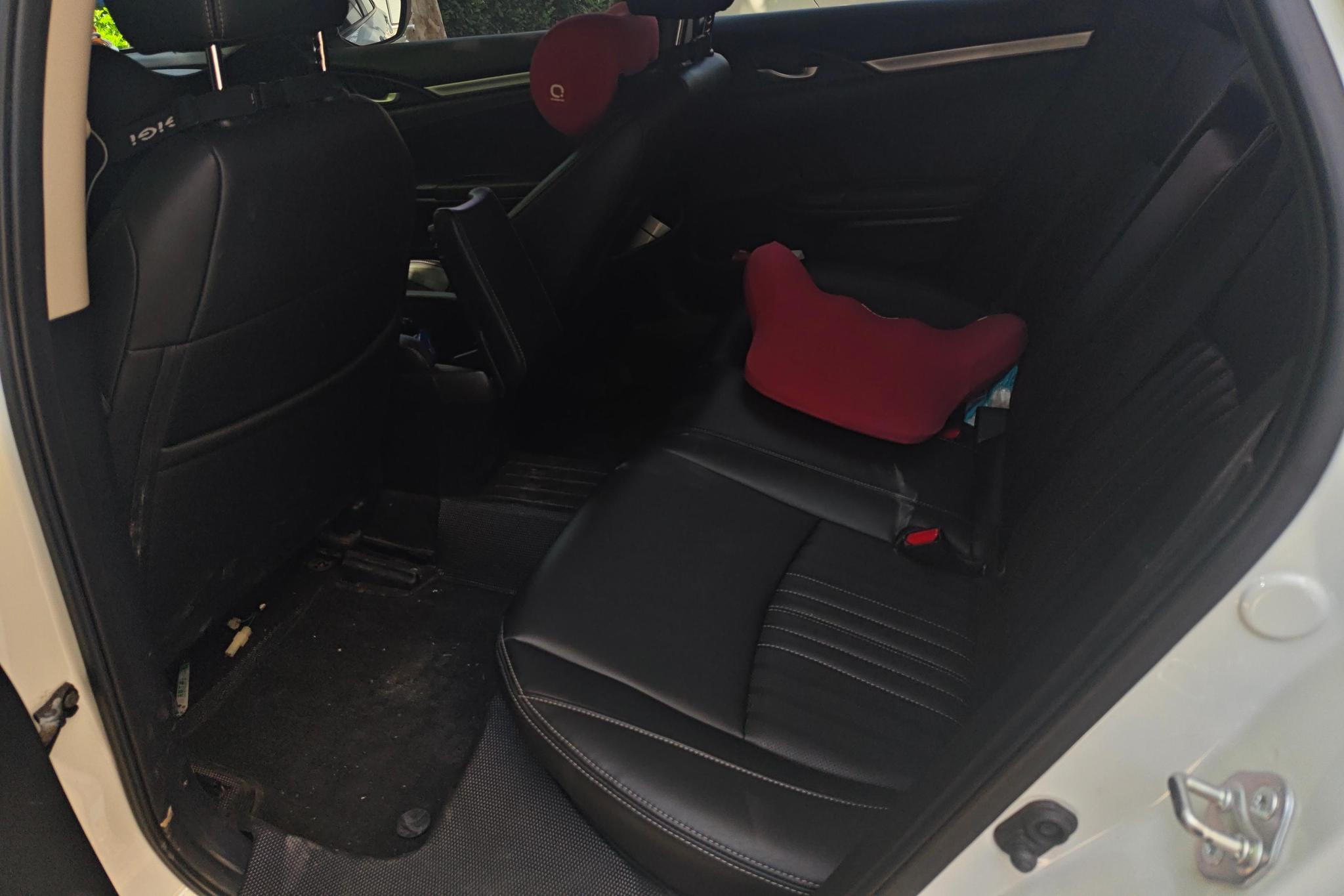 Honda Civic id 4451376 из Китая 8