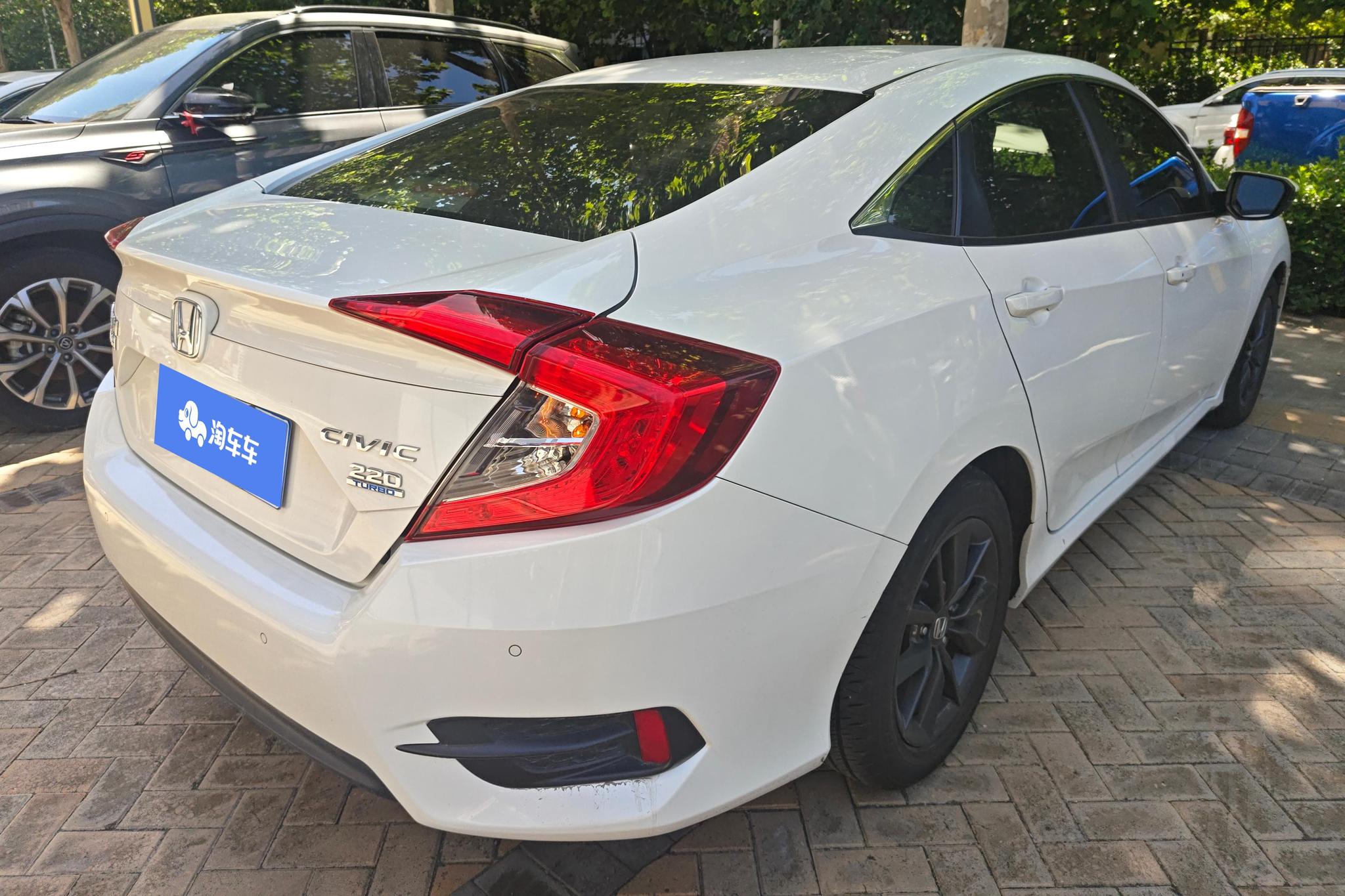 Honda Civic id 4451376 из Китая 10