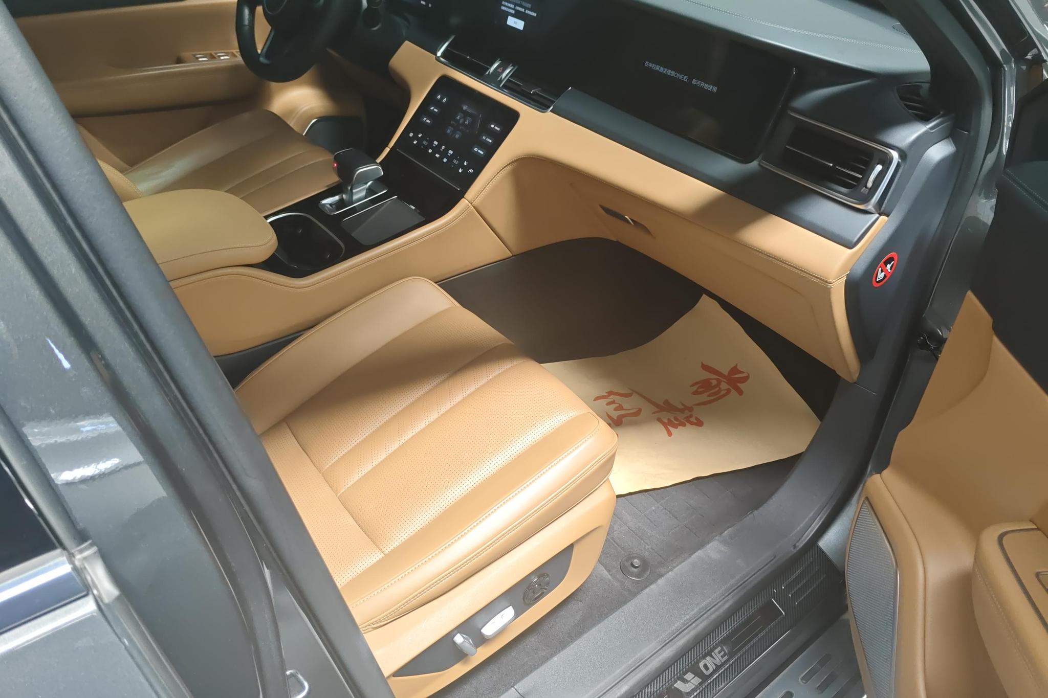 Li Auto ONE 2020 6 мест