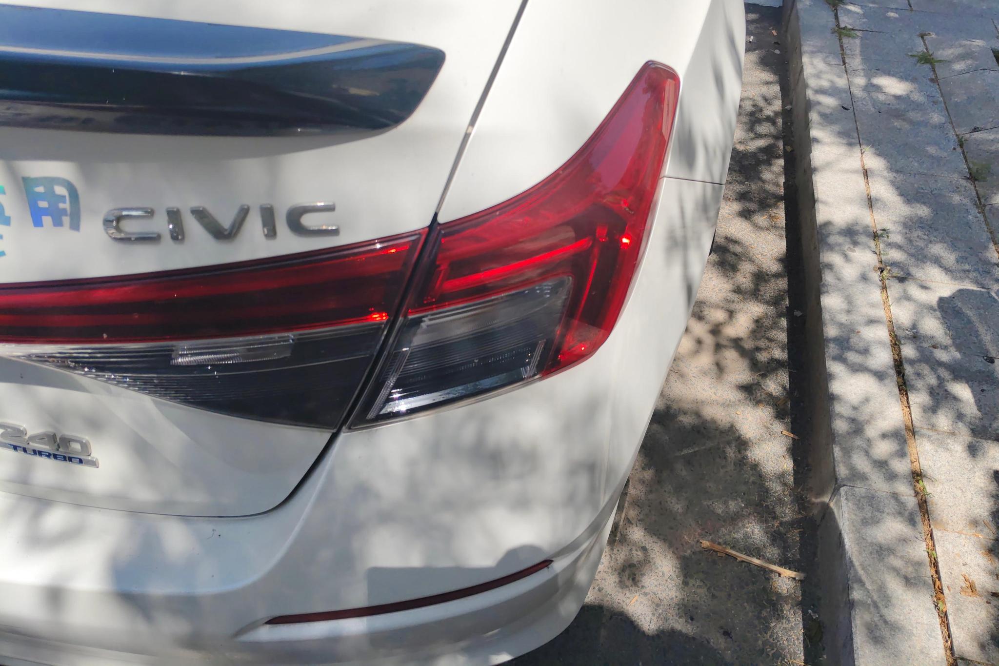Honda Civic 2022 240TURBO CVT