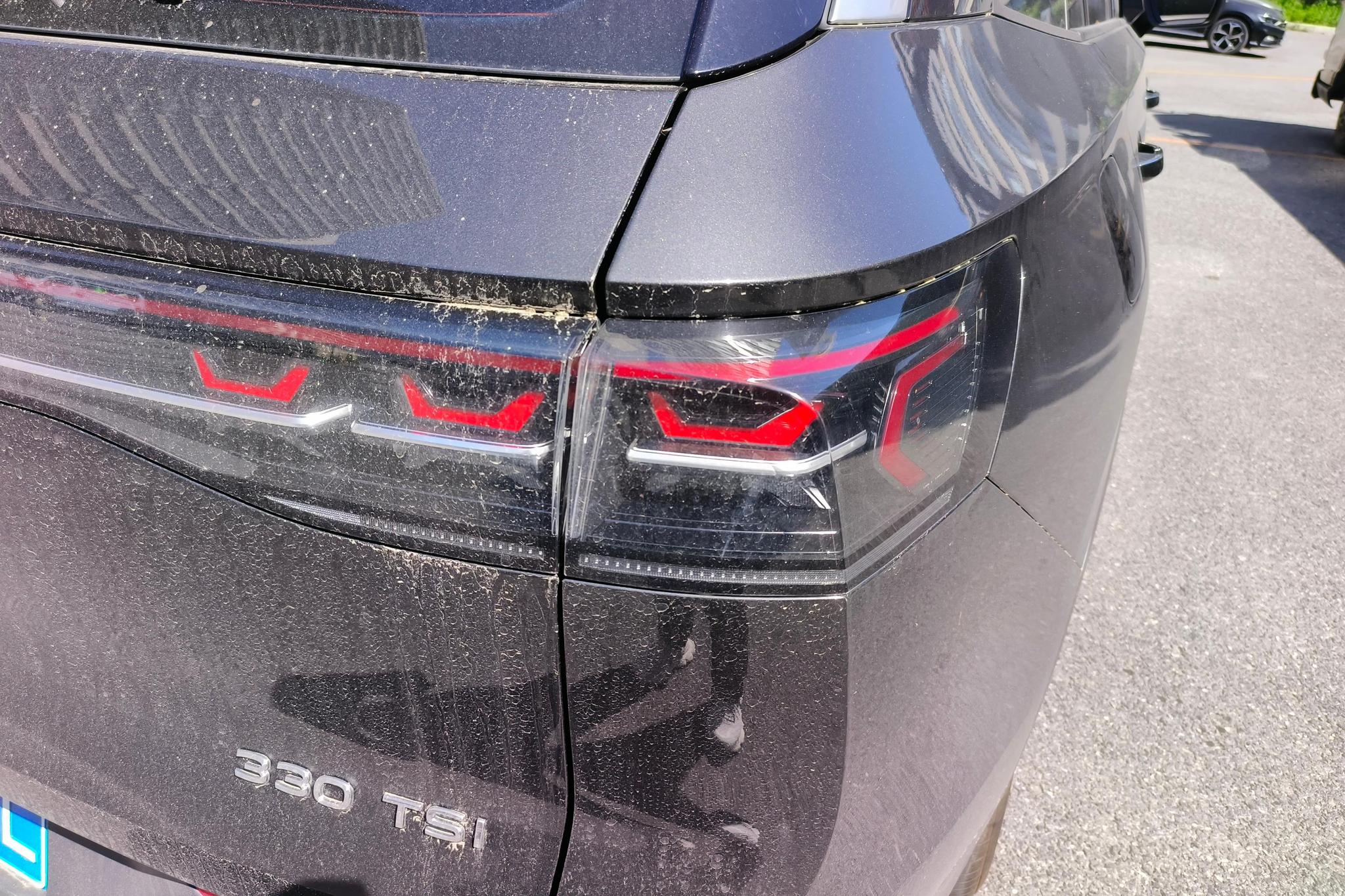 Volkswagen Tavendor 2025 330TSI Luxury