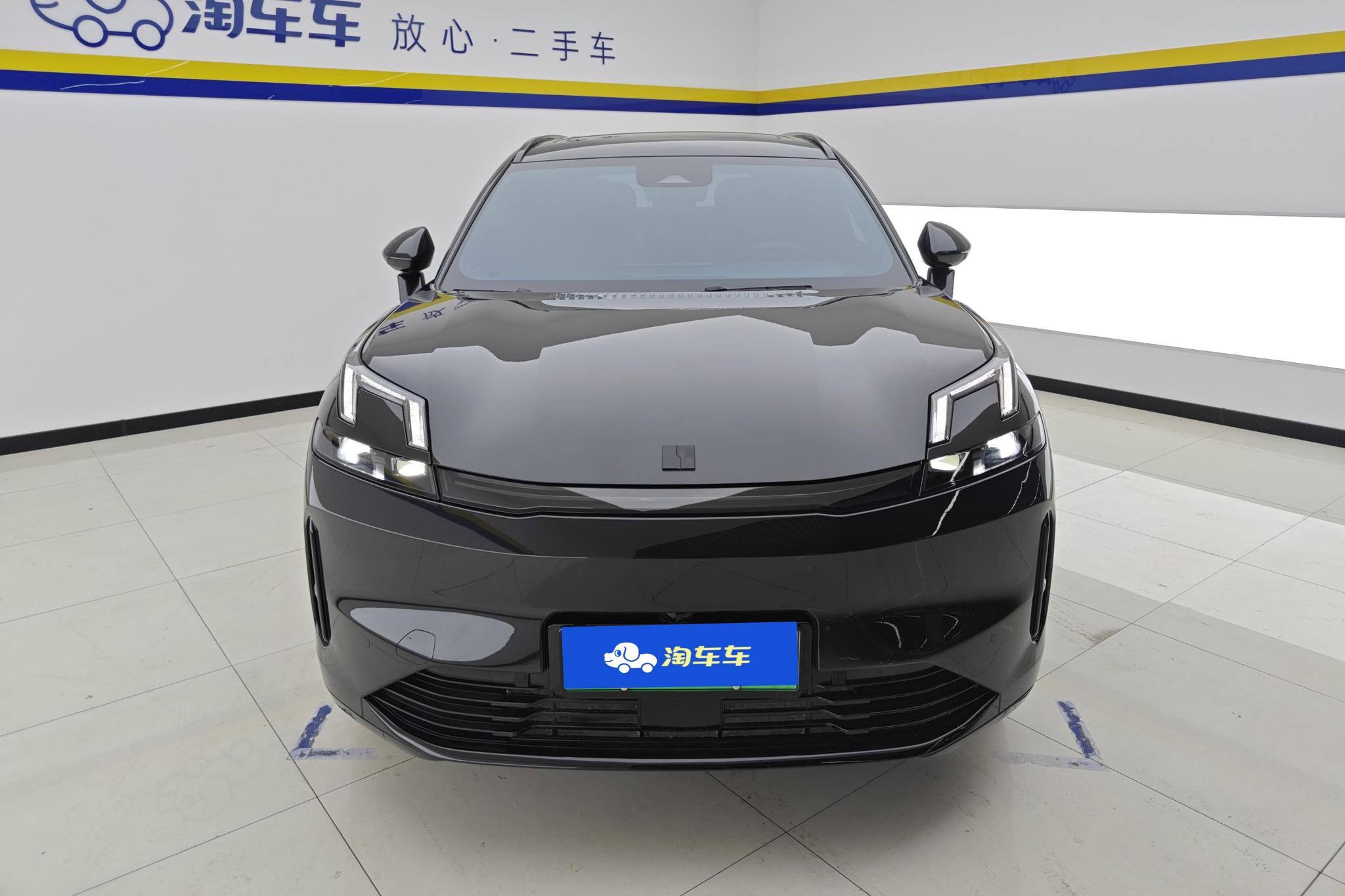 Lynk & Co 08 EM-P 2025 120 Pro
