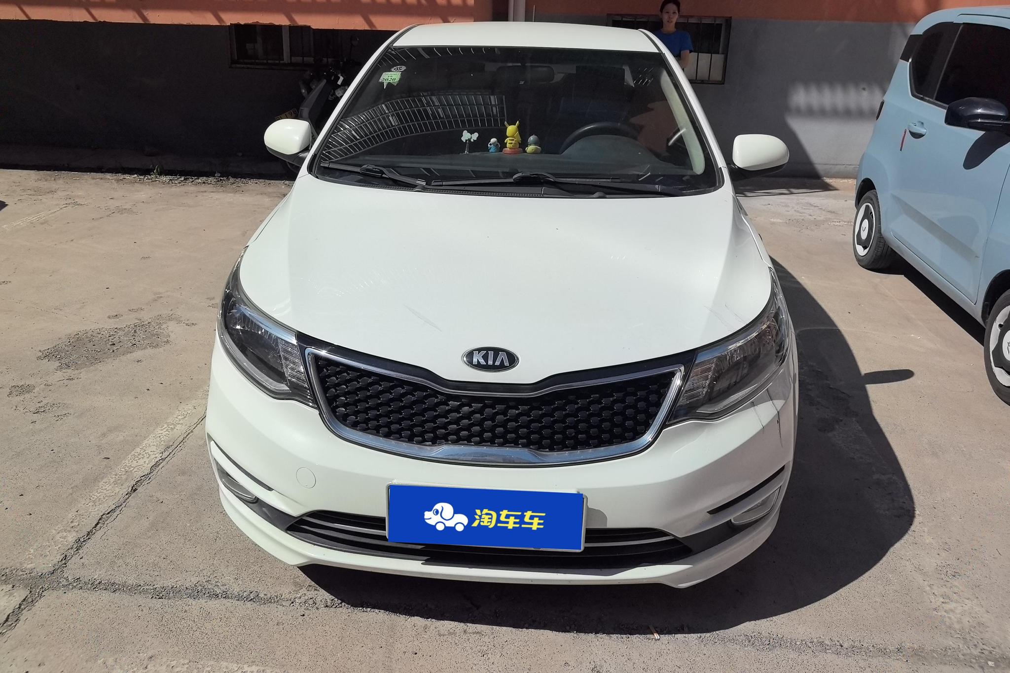 Kia K2 2015 1.4L MT GLS