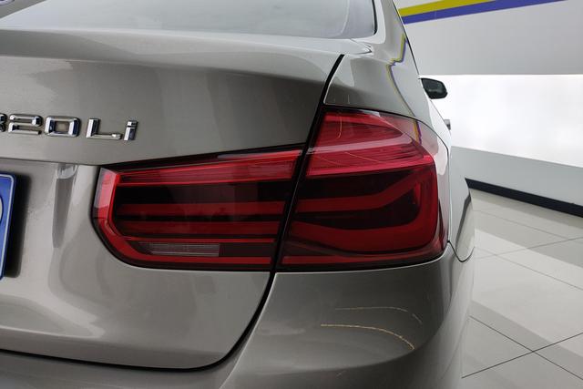 BMW 3 Series 2016 — фото 6