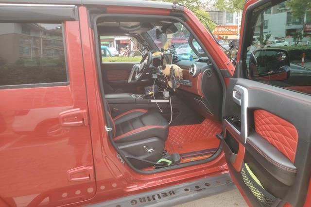 BAIC BJ40 2019 2.3 T AT 4 WD Flagship VI — фото 17