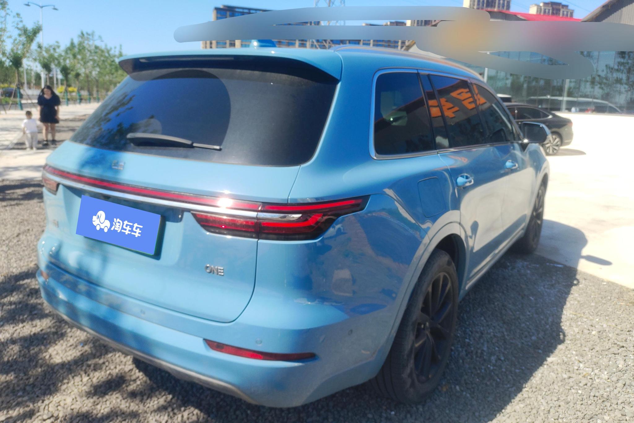 Li Auto ONE 2021 6 мест
