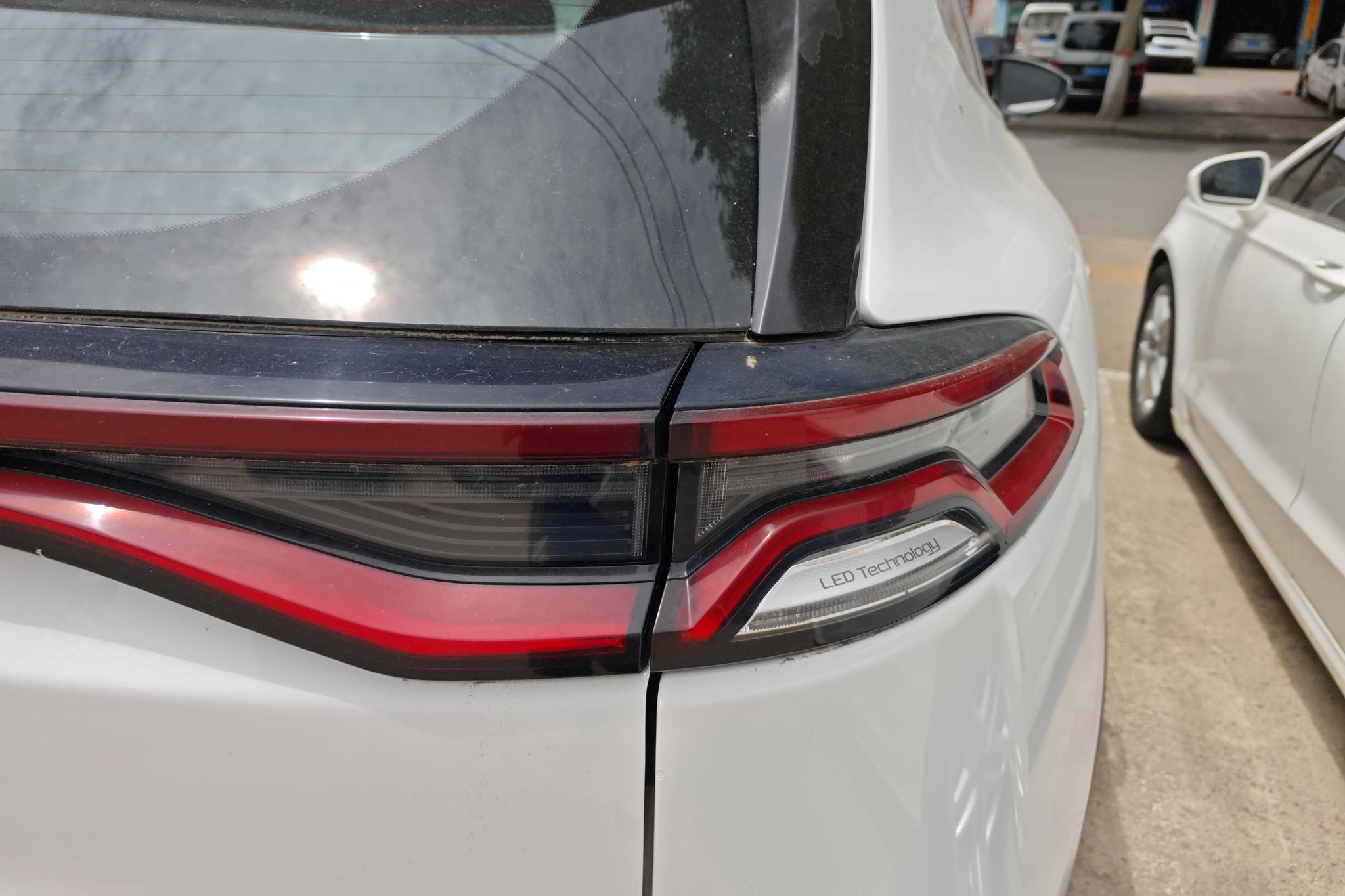 BYD Tang 2018 2.0T AT Premium 5 мест V