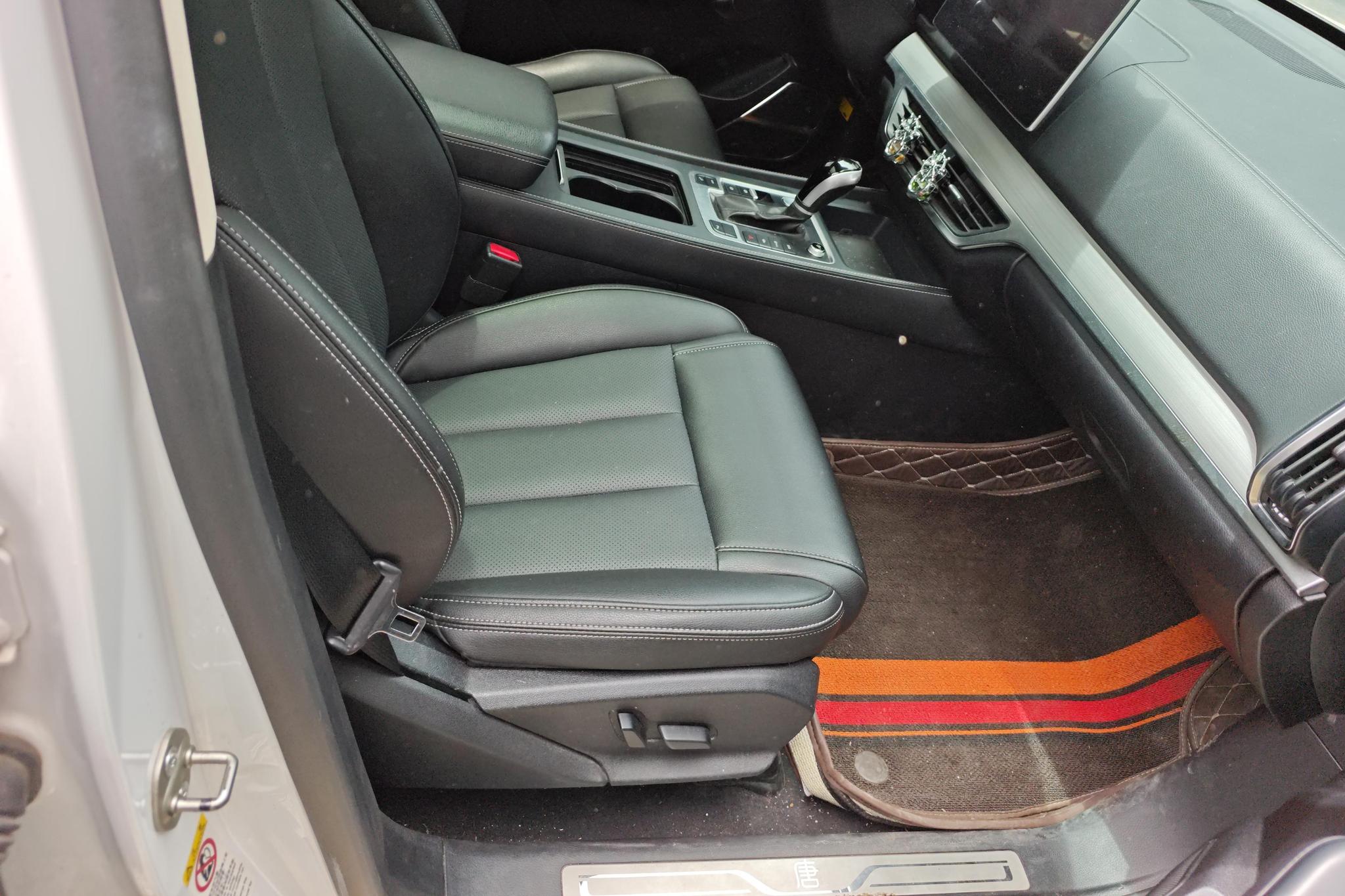 BYD Tang 2018 2.0T AT Premium 5 мест V