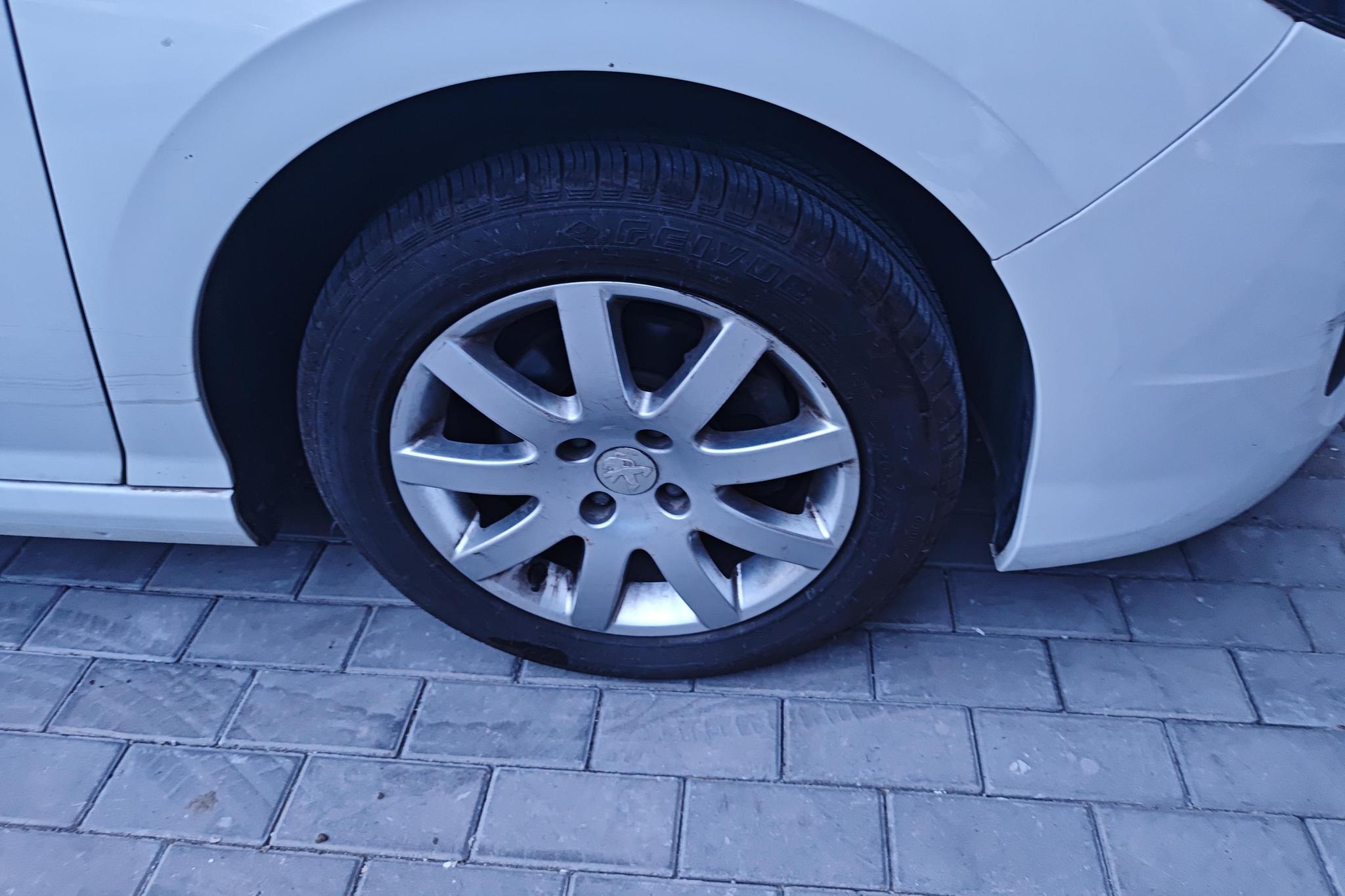 Peugeot 308 2014 1.6L AT