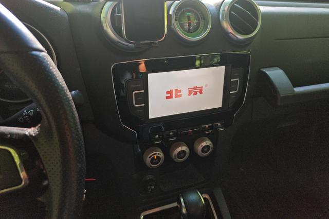 BAIC BJ40 2016 40 L 2.3 T AT 4 WD — фото 7