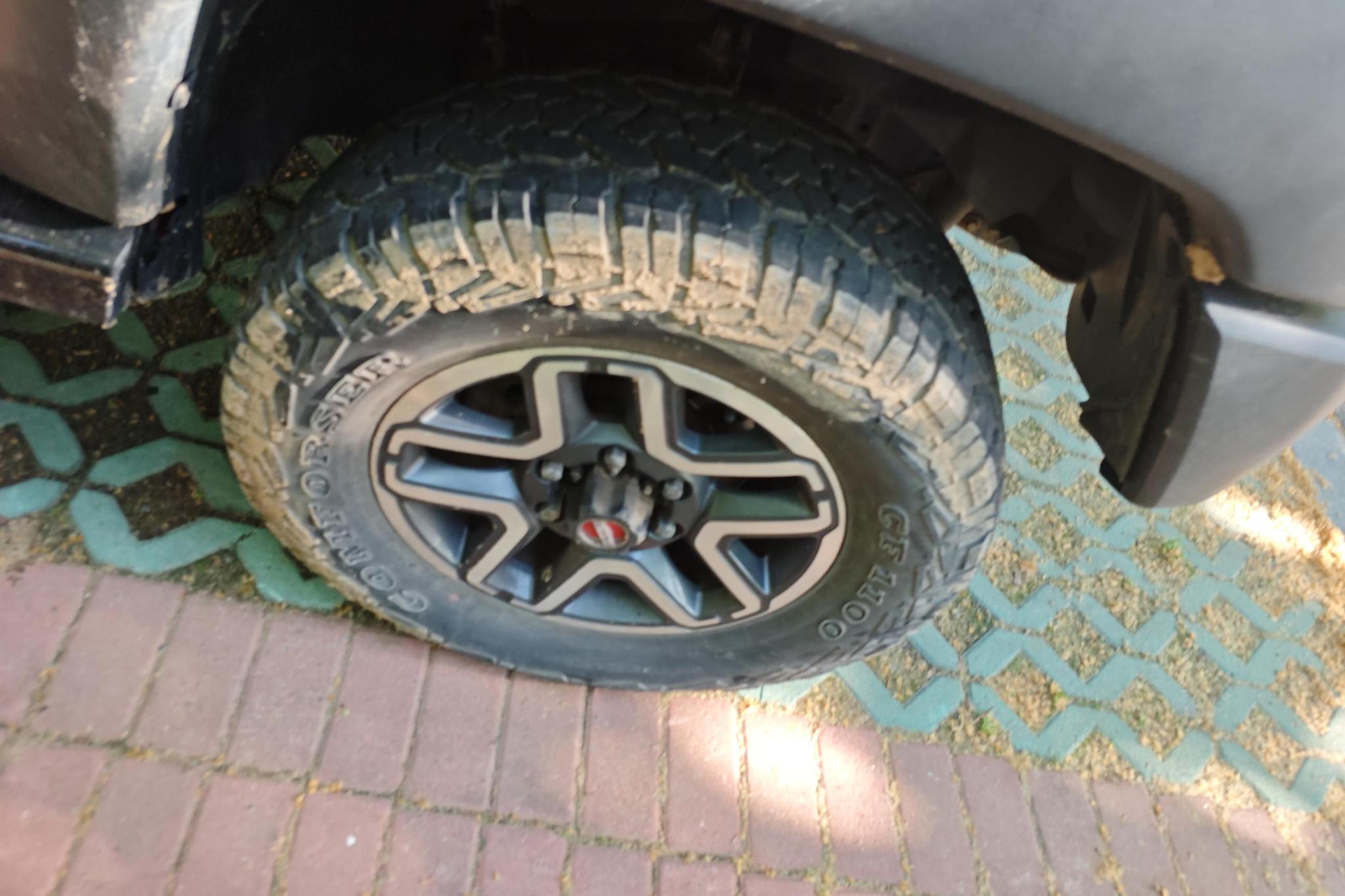 BAIC BJ40 2016 40L 2.3T AT Premium