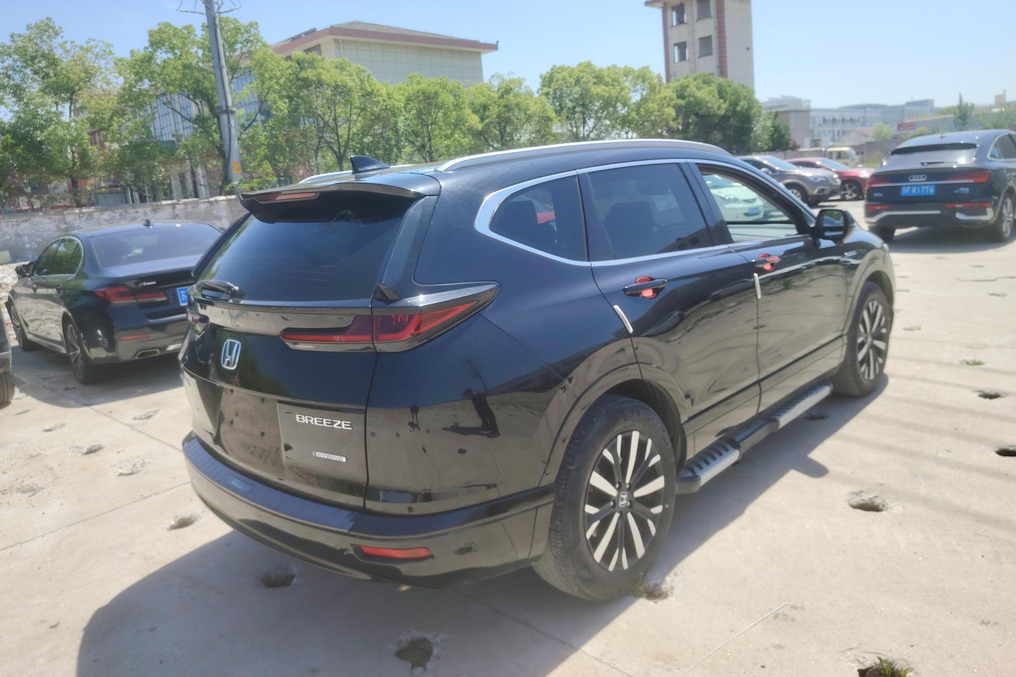Honda Breeze 2020 2.0L Luxury