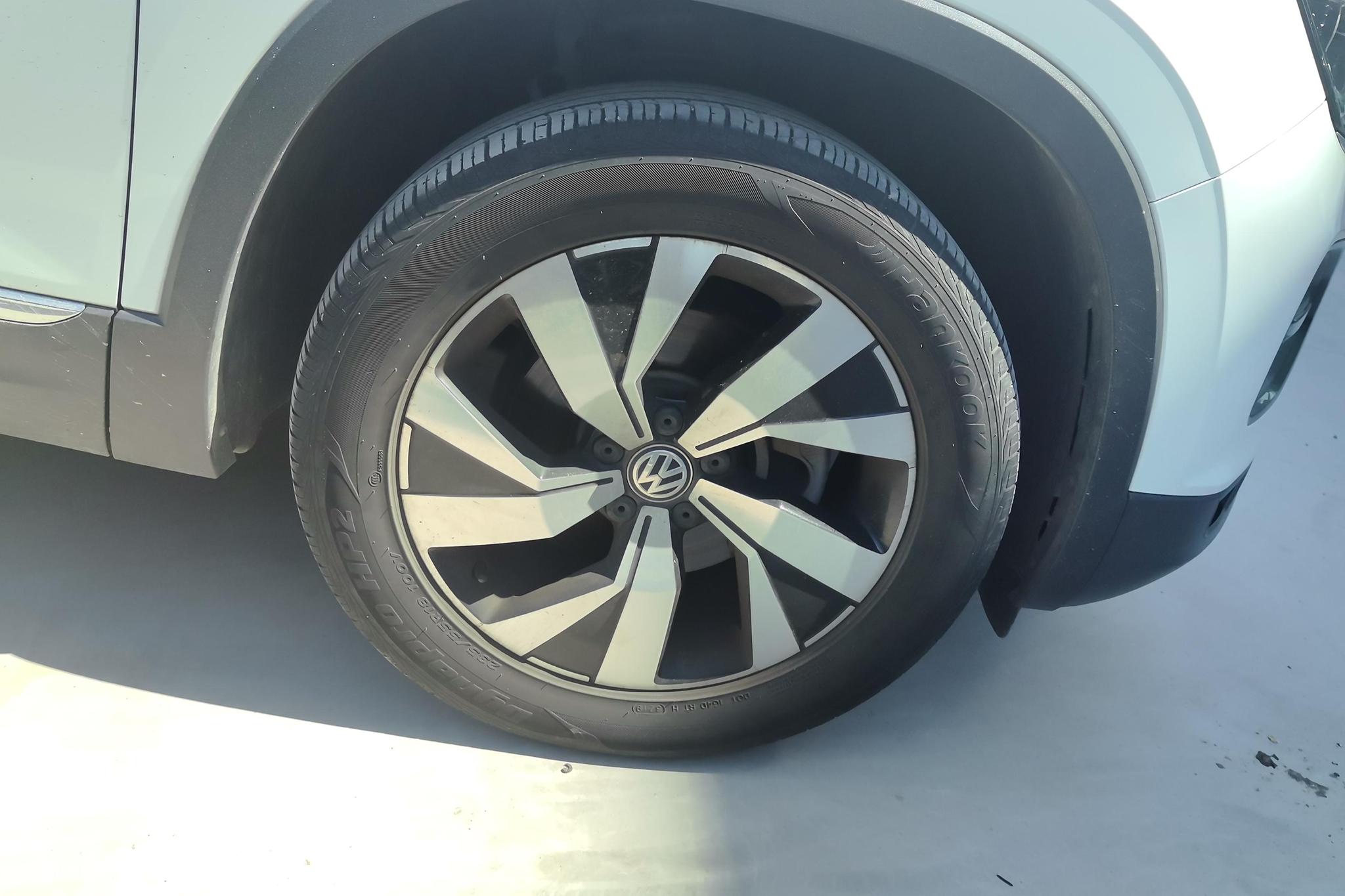 Volkswagen Tayron 2019 330TSI Luxury VI