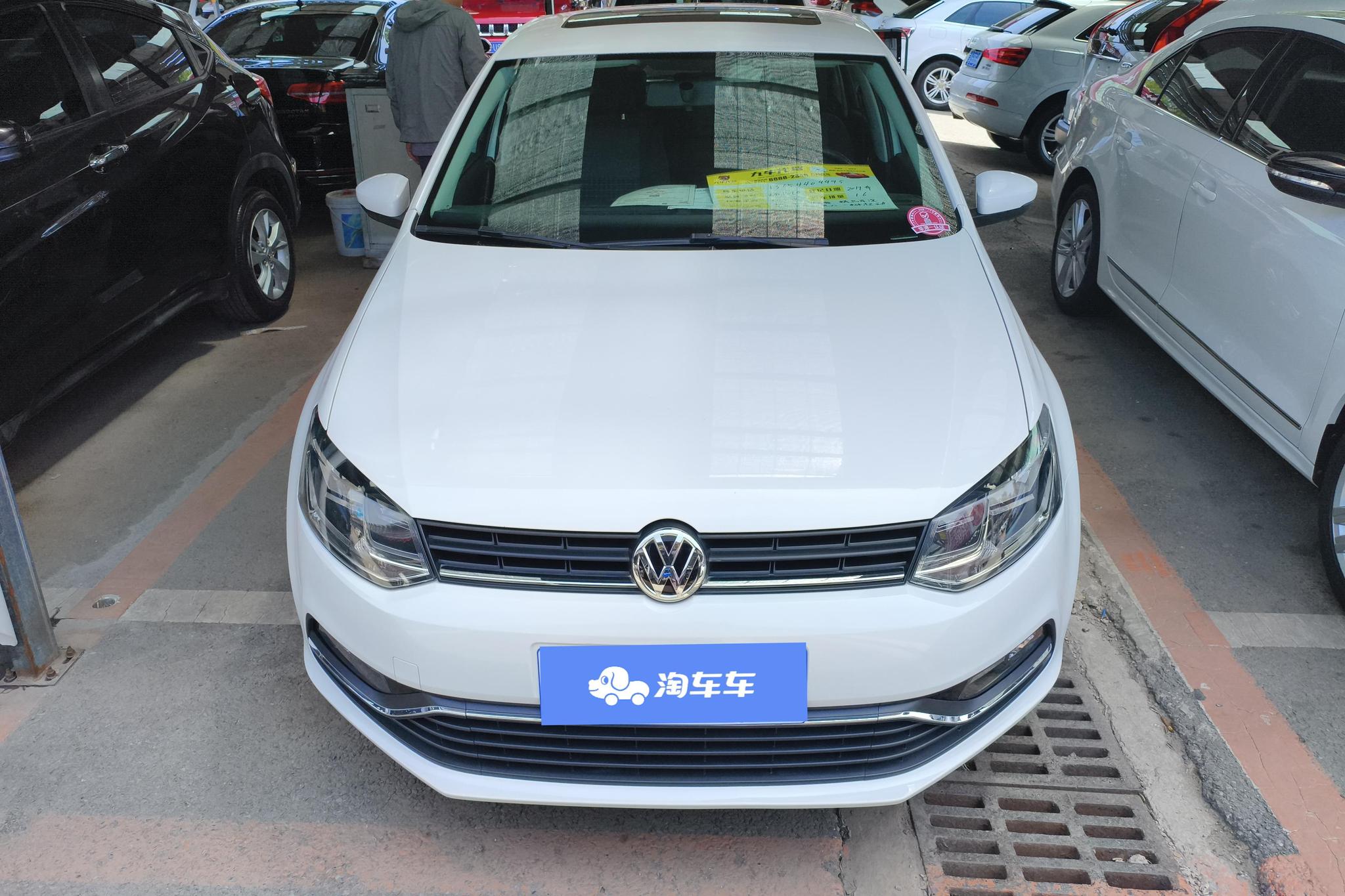 Volkswagen Polo 2016 1.6L AT Comfort