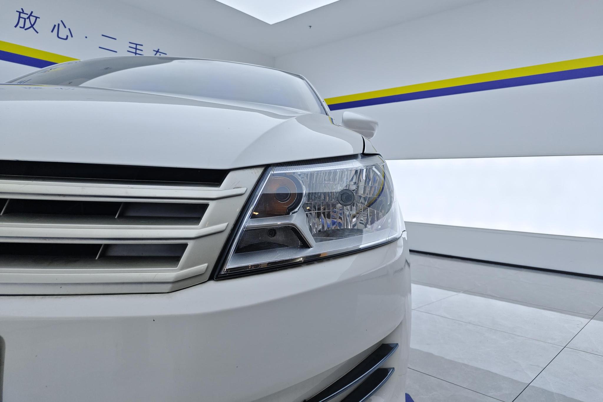 Volkswagen Santana 2015 1.4L MT