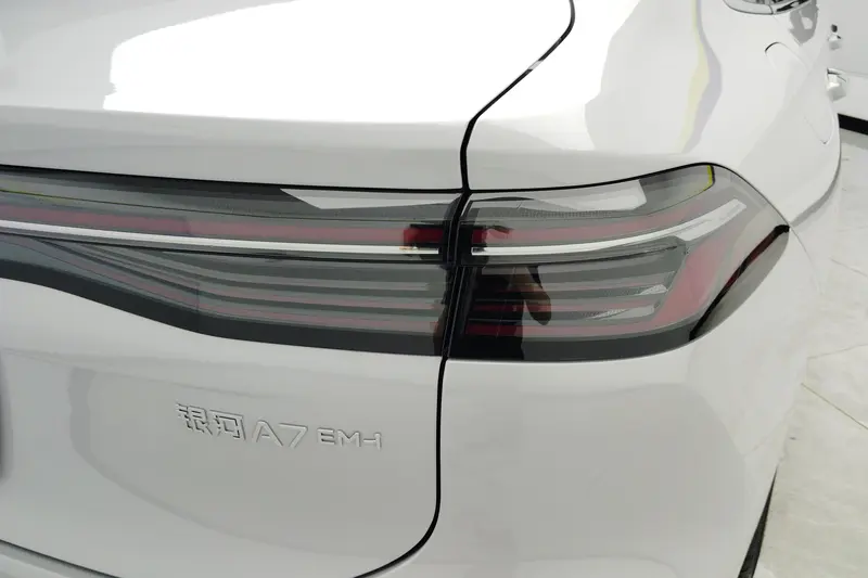 Geely Galaxy A7 EM — фото 5