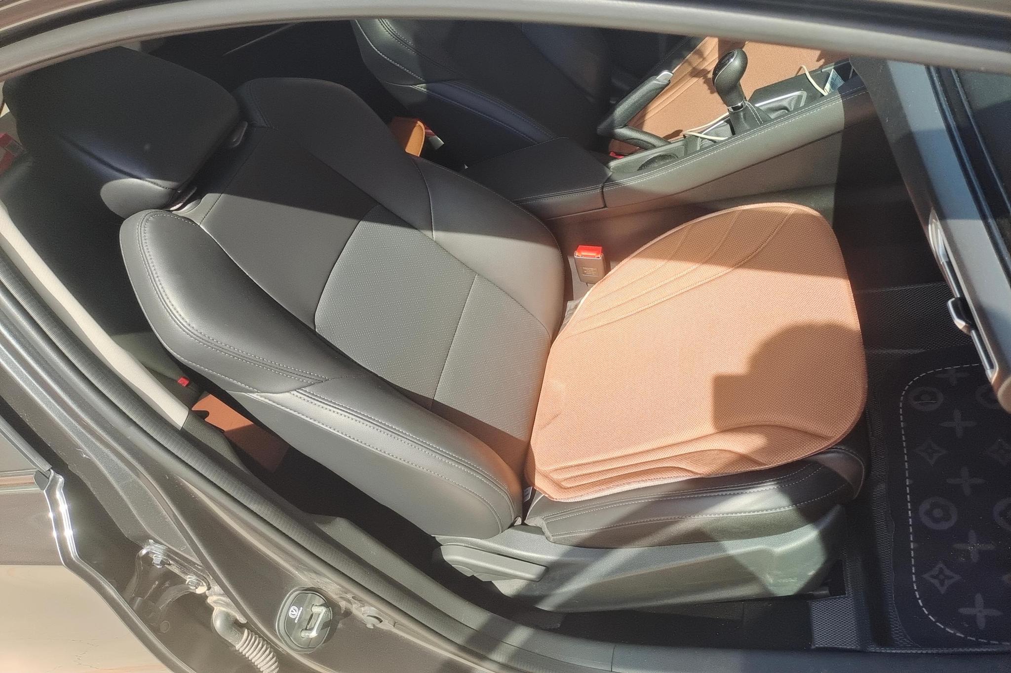 Changan Eado 2025 PLUS 1.5L MT Luxury