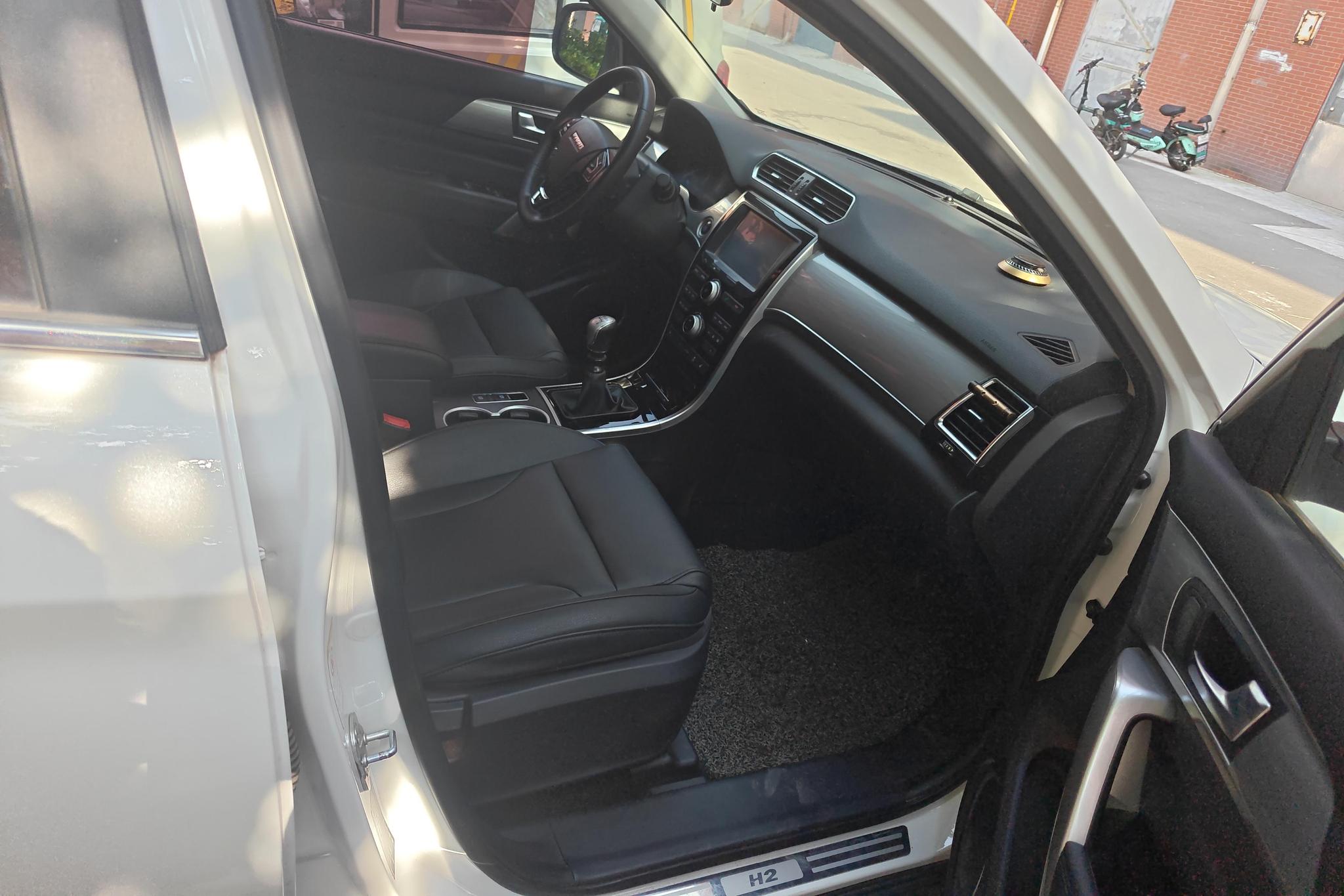 Haval H2 2017 1.5T MT Luxury