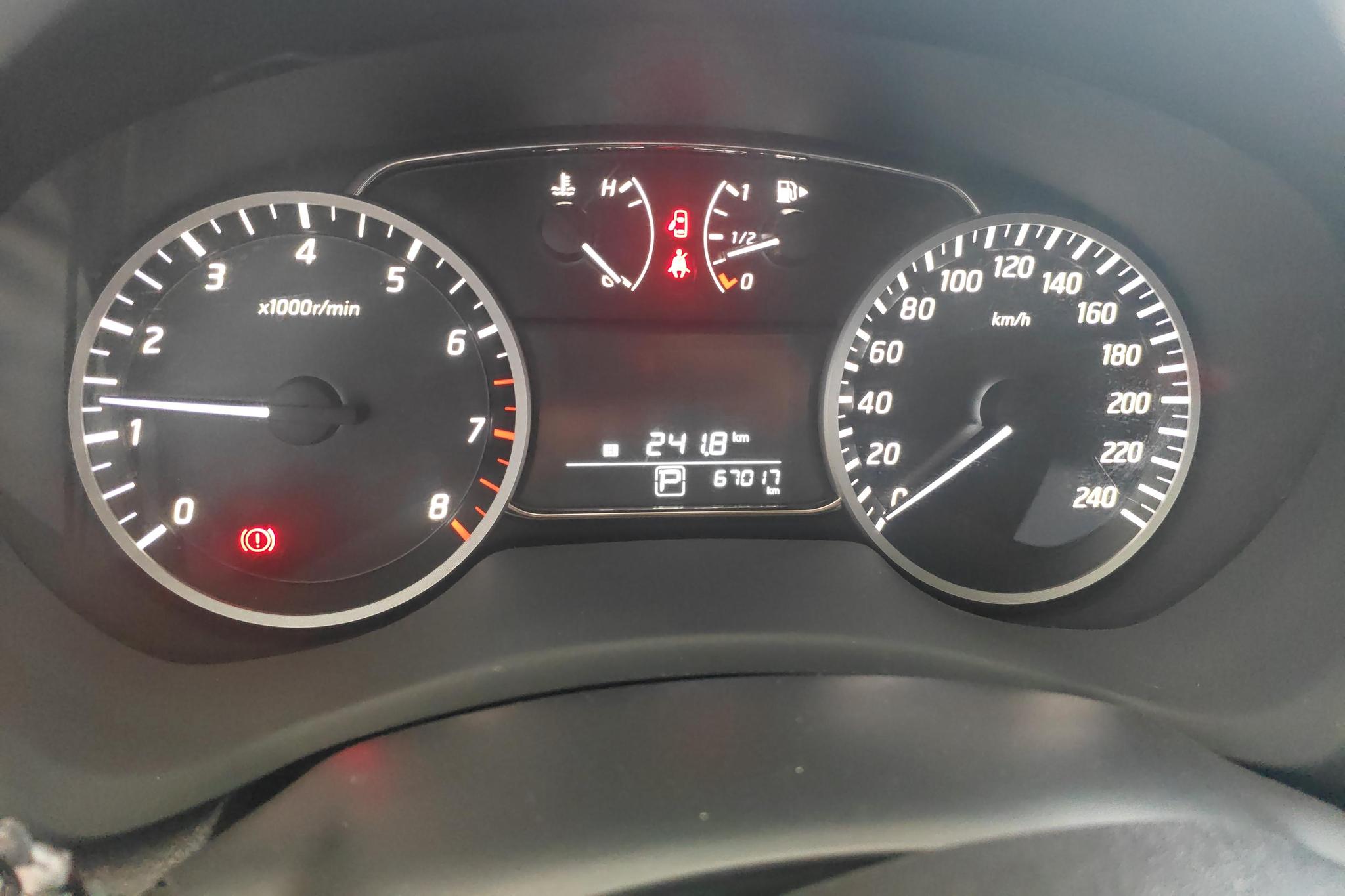Nissan Xuan Yi id 4438736 из Китая 8