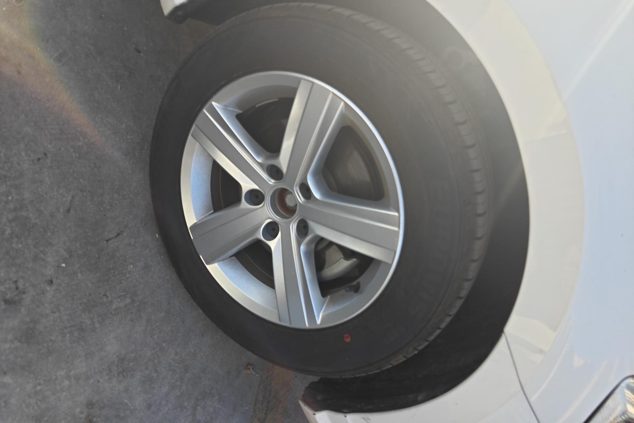 Volkswagen Lamando 2021 230TSI DSG
