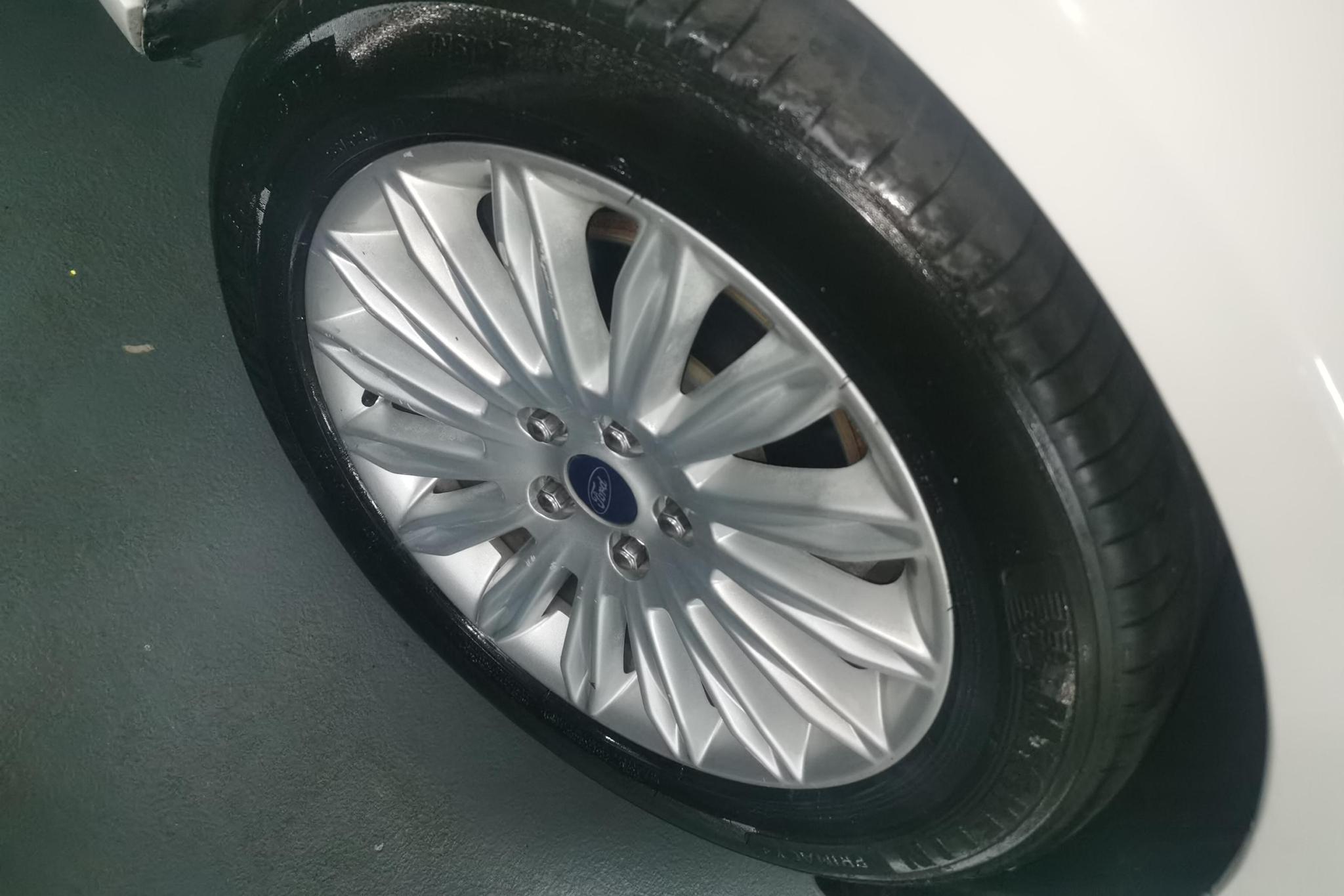 Ford Mondeo 2013 2.0L GTDi200 Luxury