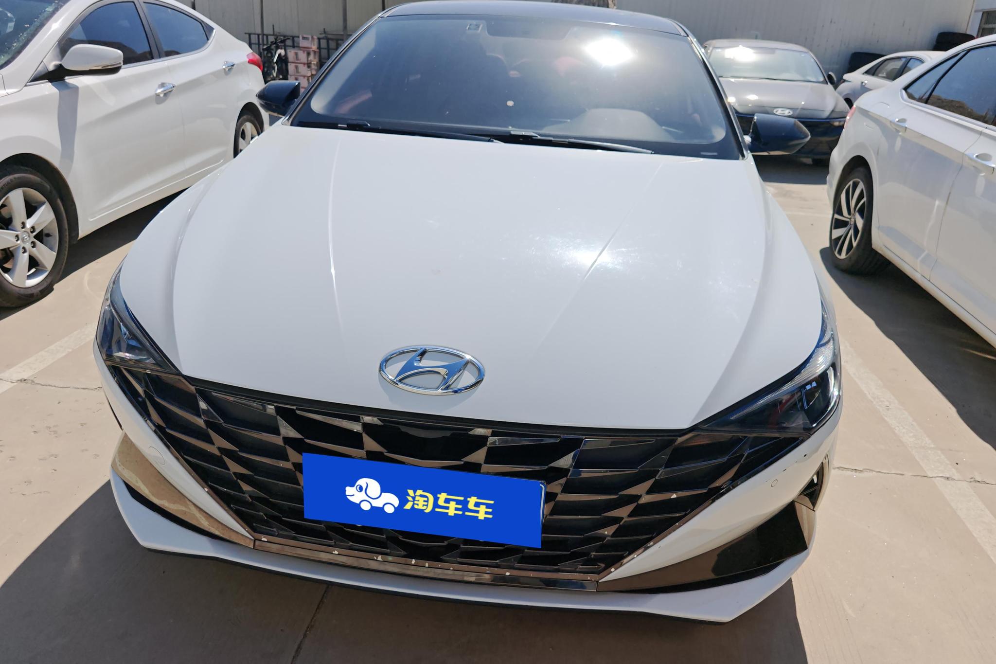 Hyundai Elantra 2022 1.5L CVT GLX Elite