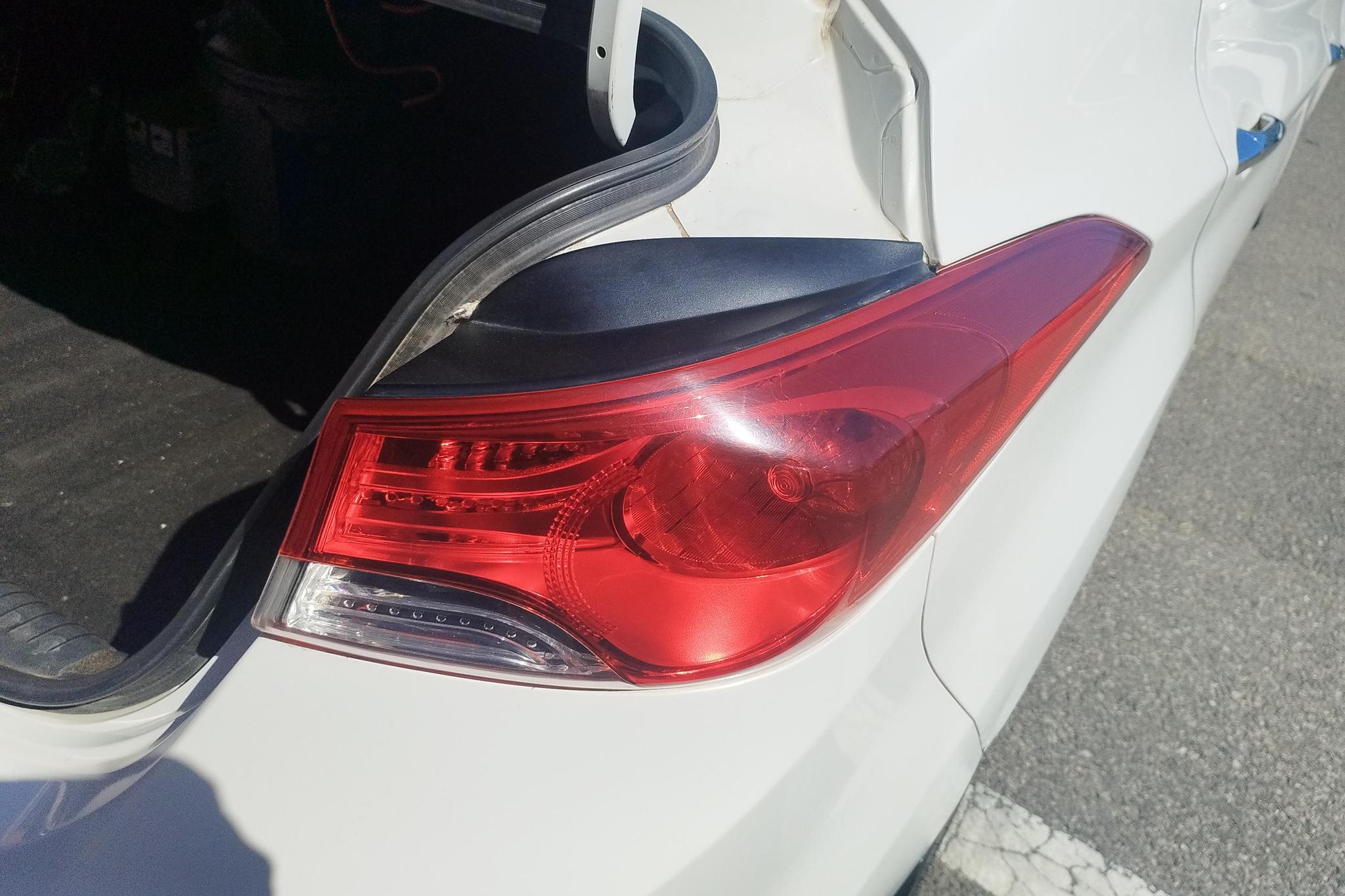 Hyundai Elantra 2015 1.6L AT Lead