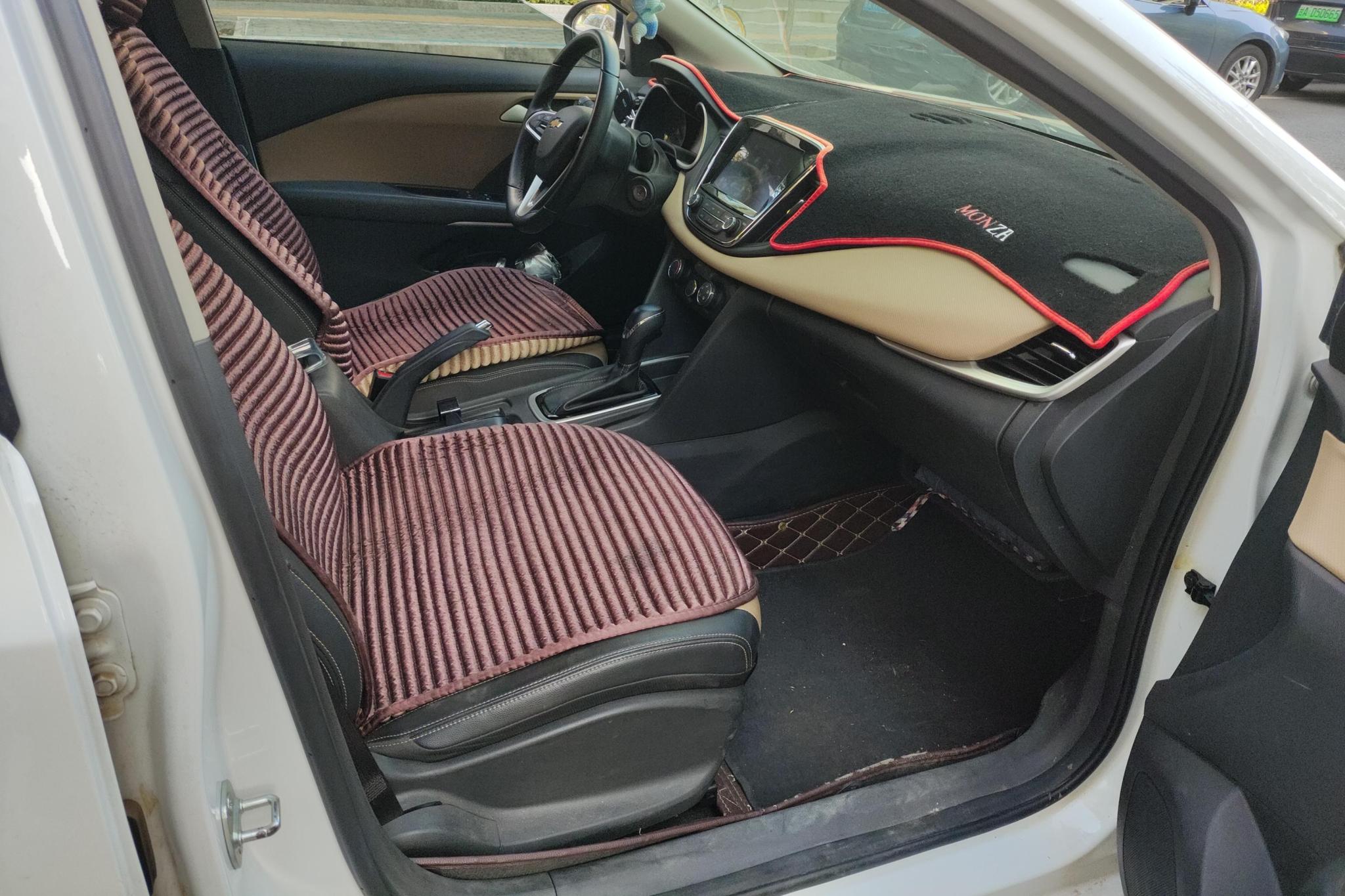 Chevrolet Monza 2020 320 AT