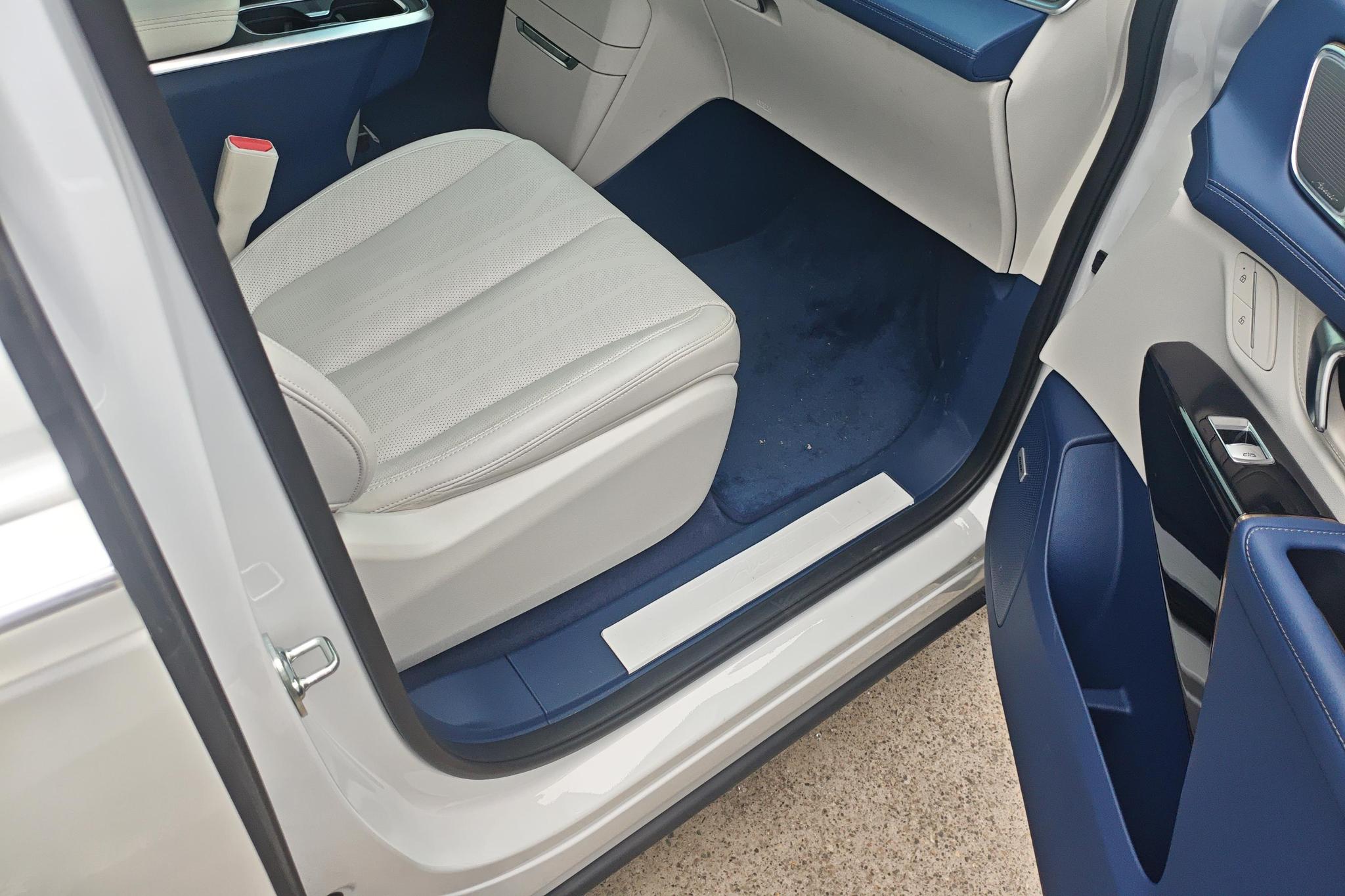 Buick Century 2023 2.0T мест