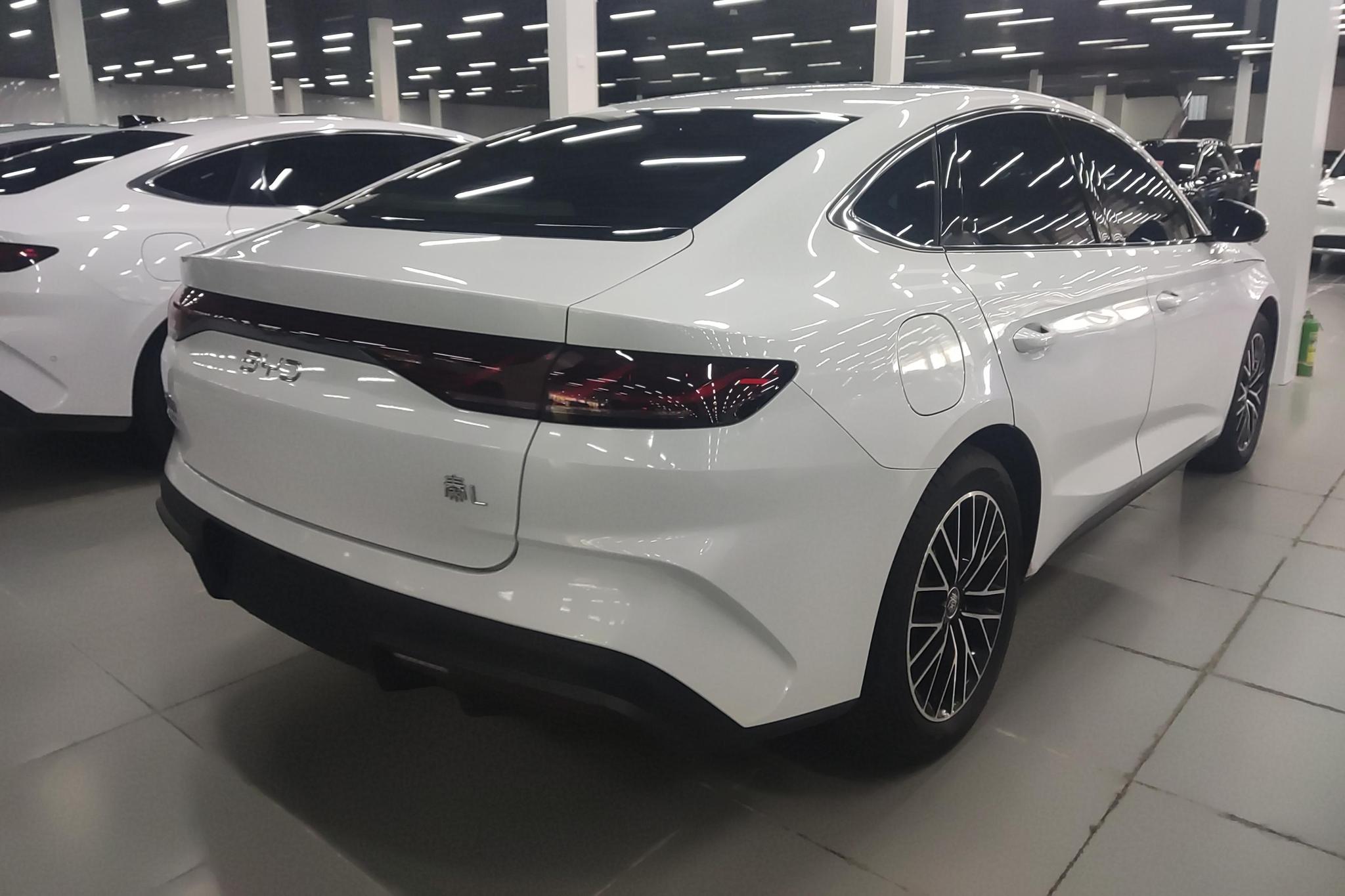 BYD Qin L L DM 2024 DM-i 120KM