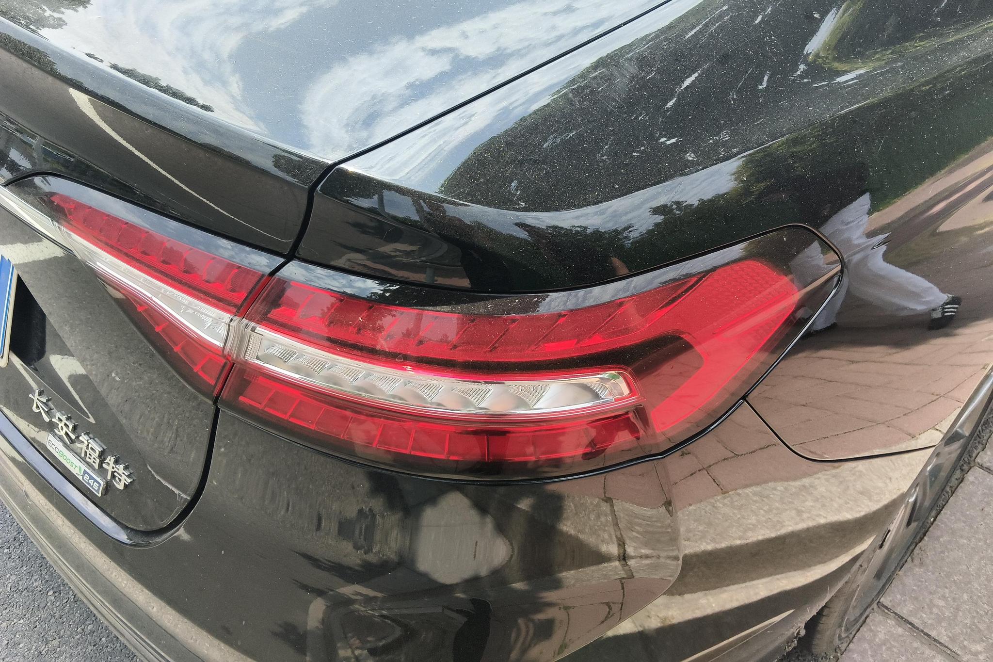 Ford Taurus 2019 EcoBoost 245 Premium