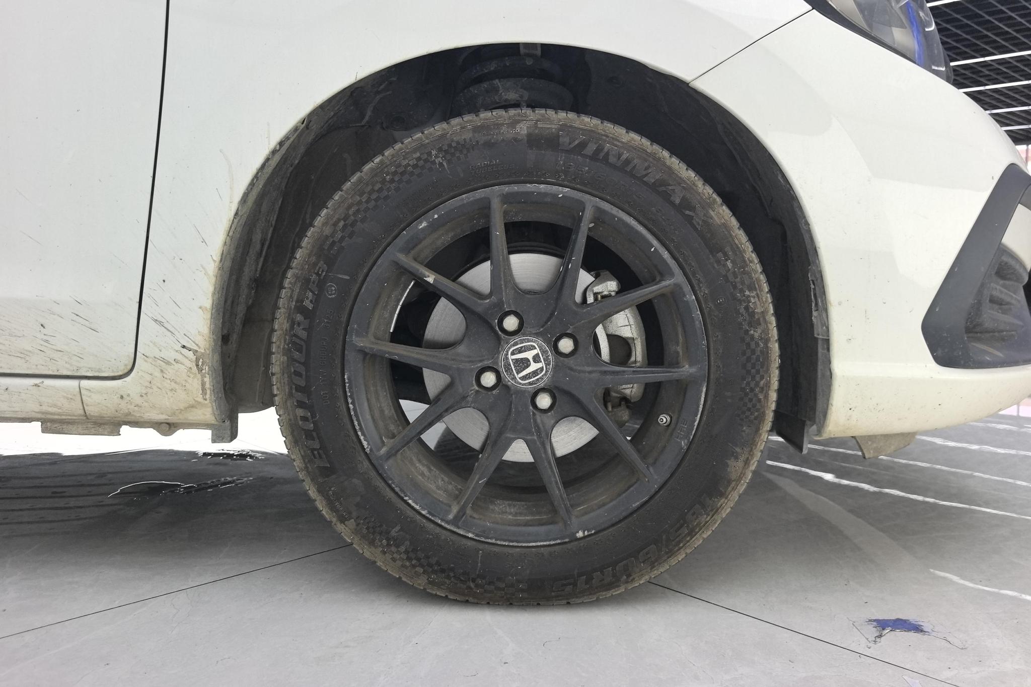 Honda Fit id 4440022 из Китая 12