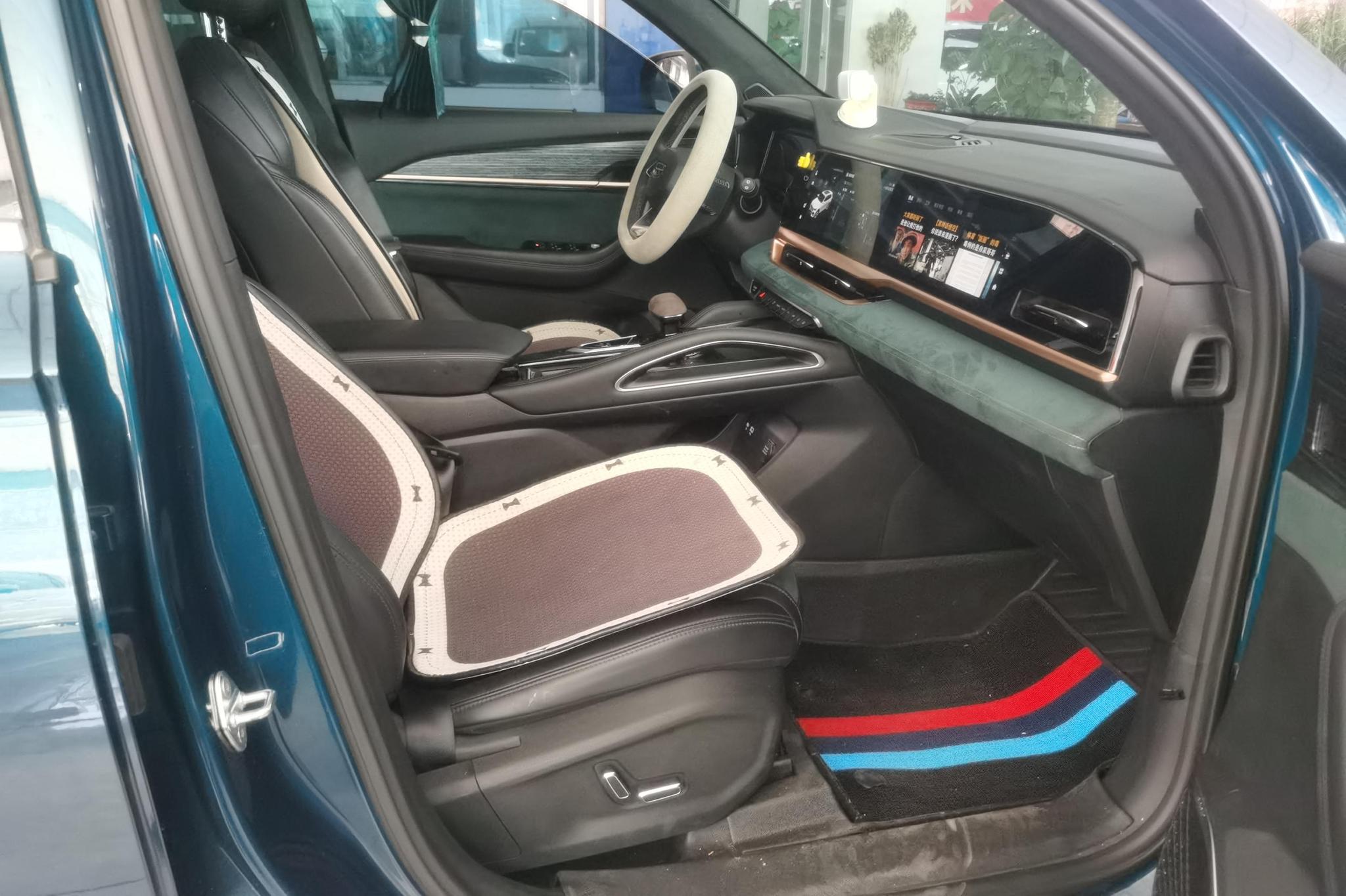 Geely Monjaro L 2021 2.0TD AT Flagship