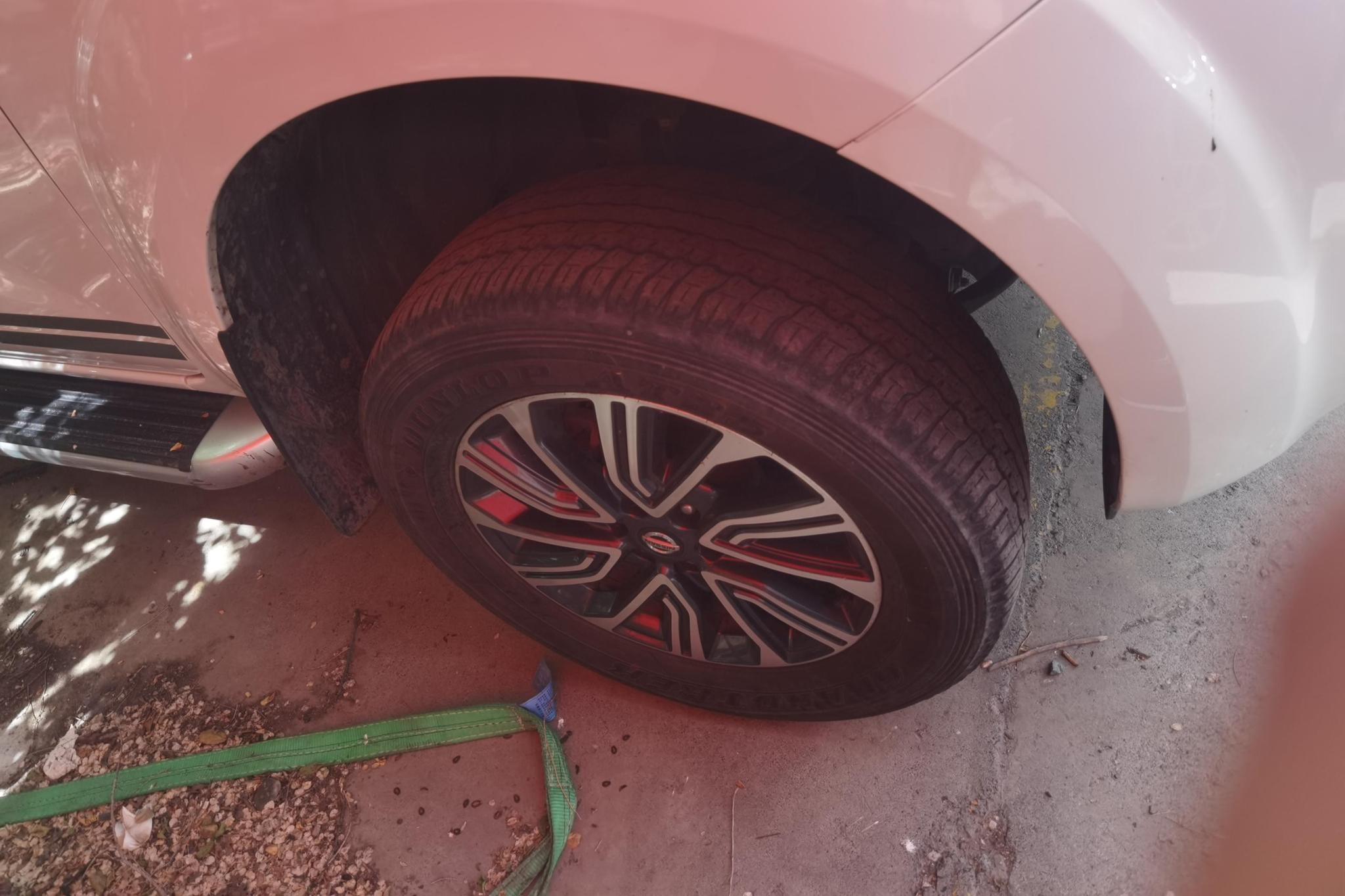 Nissan Terra 2020 2.5L AT Luxury
