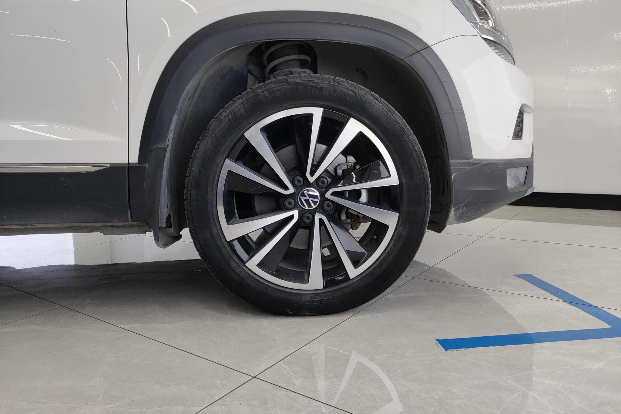 Volkswagen Tharu 2021 330TSI Luxury PLUS
