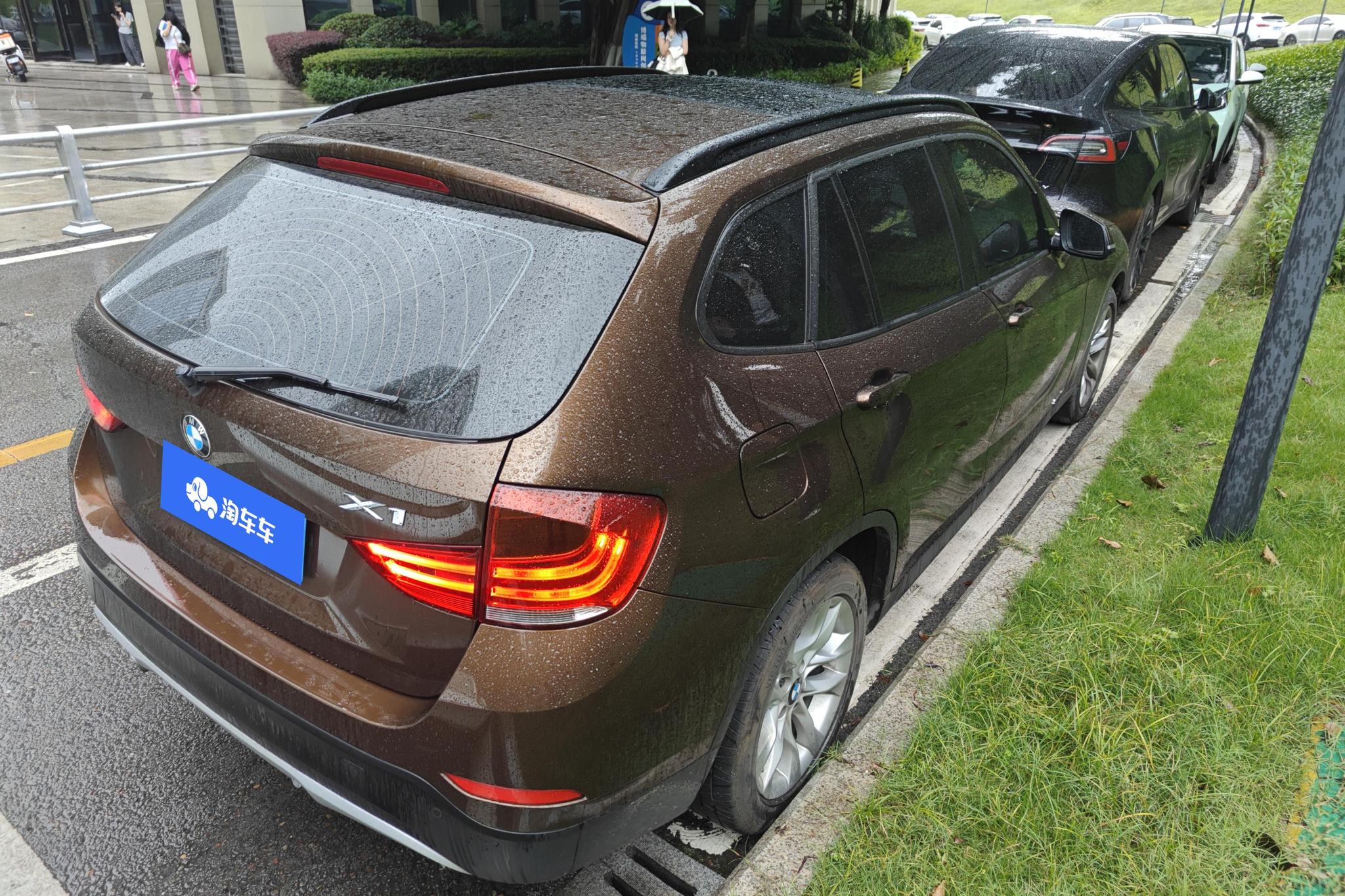 BMW X1 2015 sDrive18i Fashion
