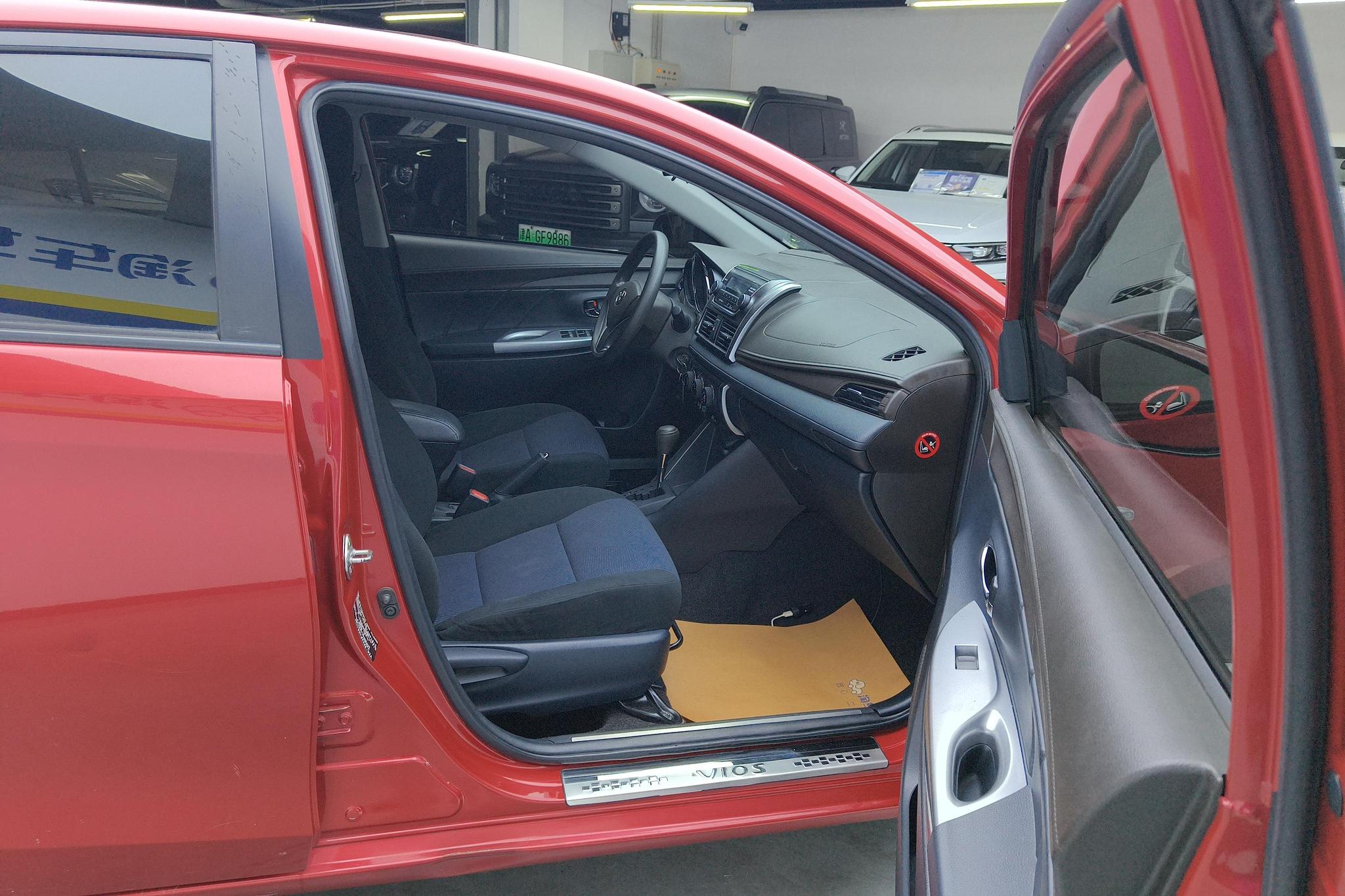 Toyota Yaris L Zhixuan YARIS L 2015 1.5E AT