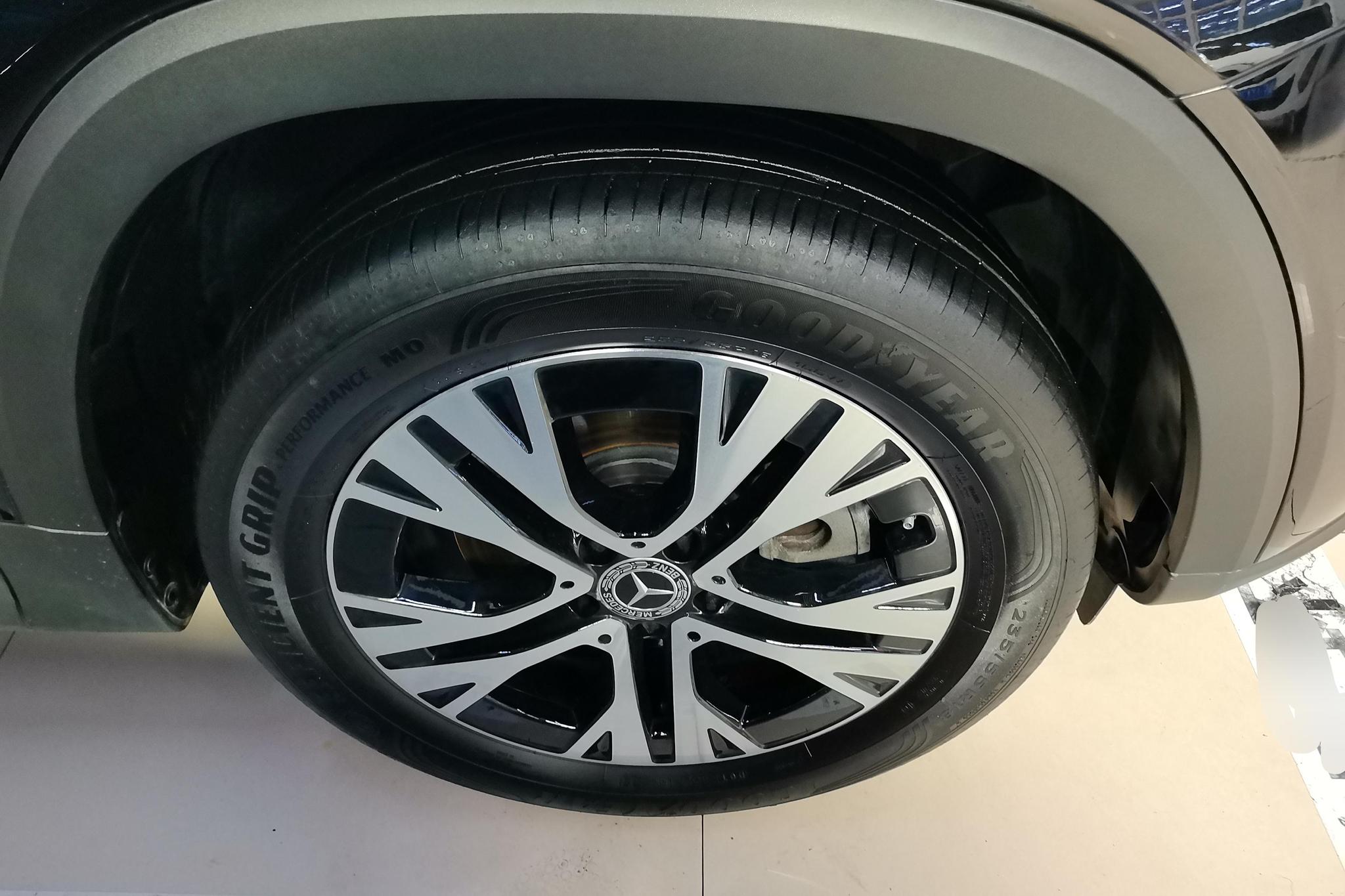 Mercedes-Benz GLB 2024 GLB 220