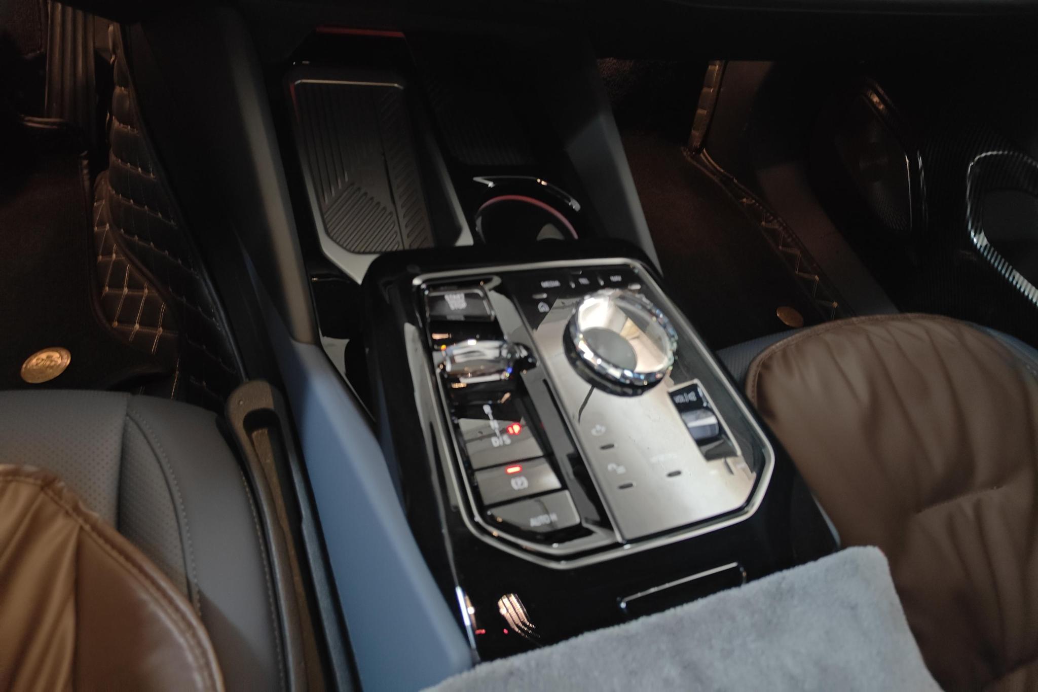 BMW 5 series id 4439098 из Китая 9