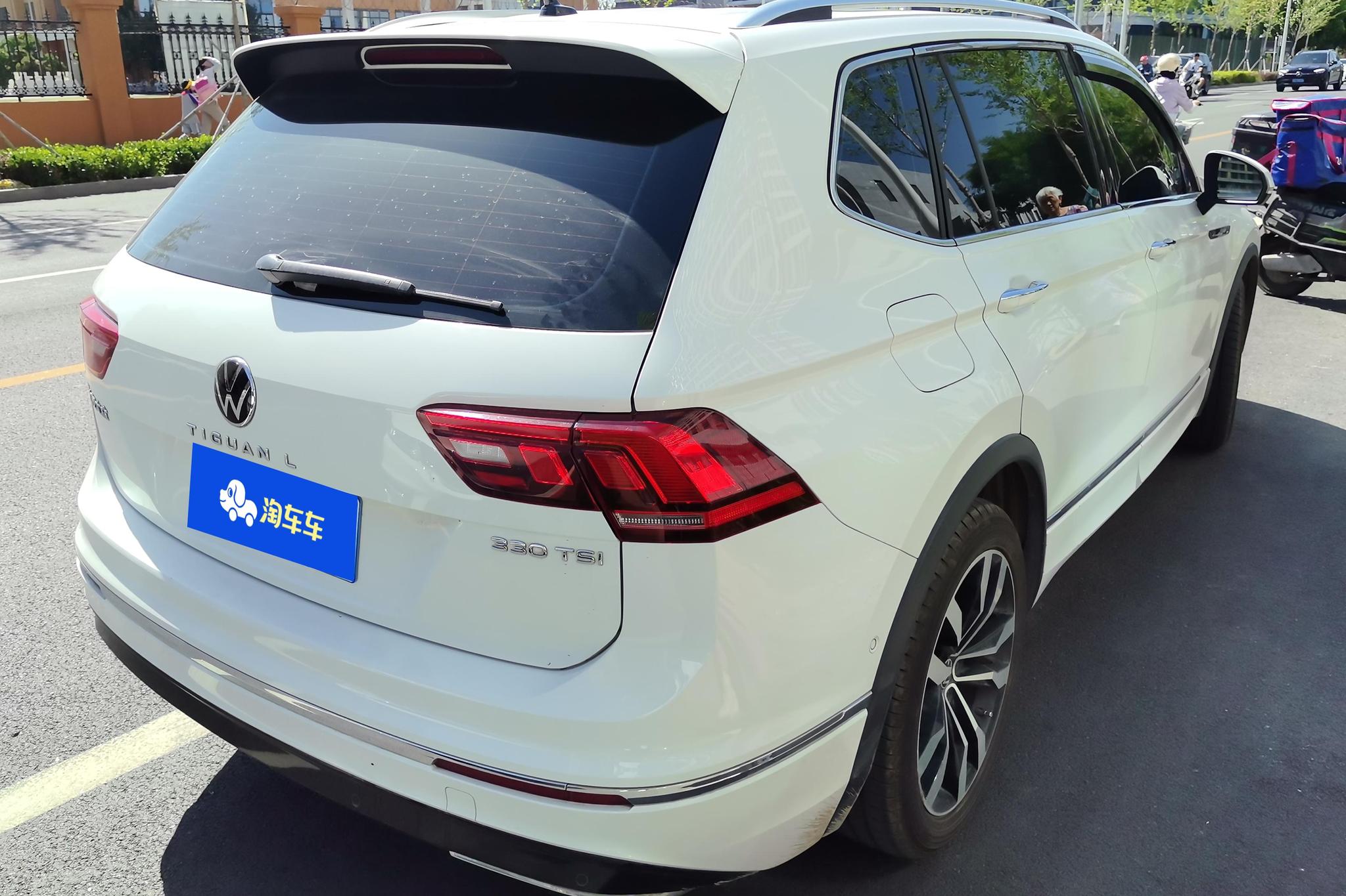Volkswagen Tiguan L L 2021 330TSI AT R-Line Flagship