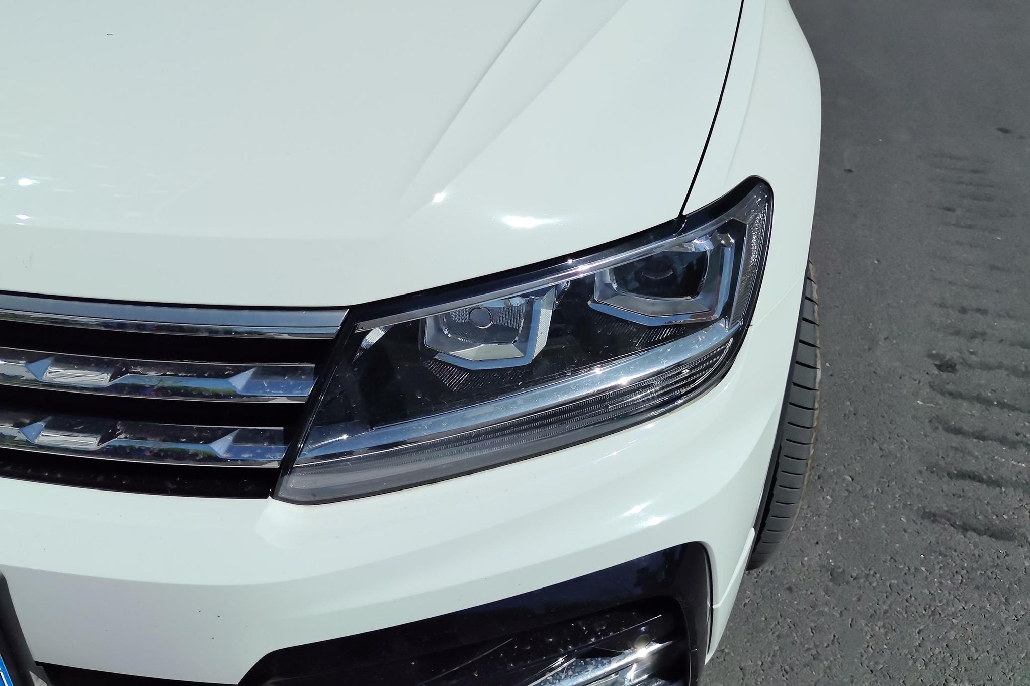 Volkswagen Tiguan L L 2021 330TSI AT R-Line Flagship