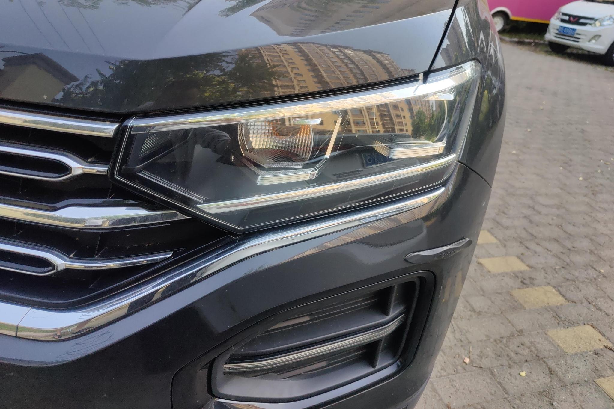 Volkswagen Tayron 2022 330TSI Luxury Smart Connect Plus
