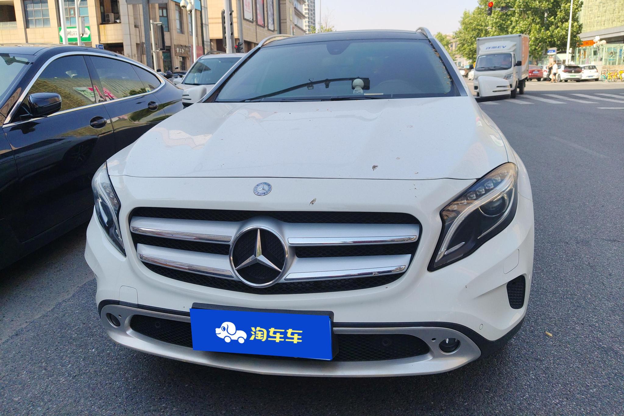 Mercedes-Benz GLA 2016 GLA 200 Fashion