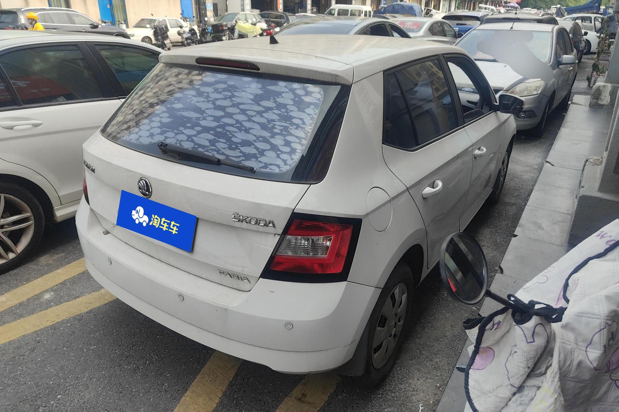 Skoda Fabia 2015 1.4L AT