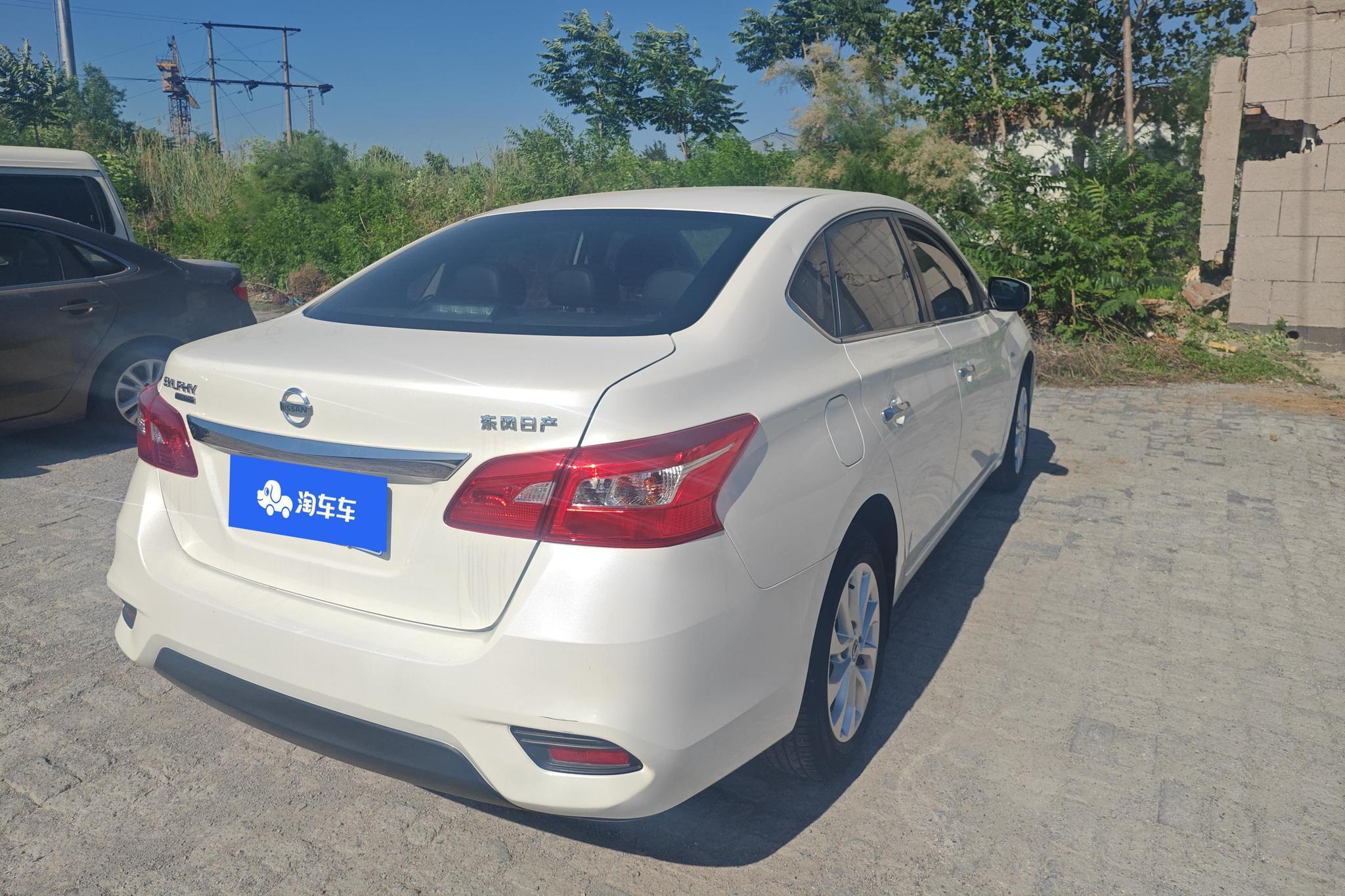 Nissan Xuan Yi 2021 Белый из Китая, фото 2